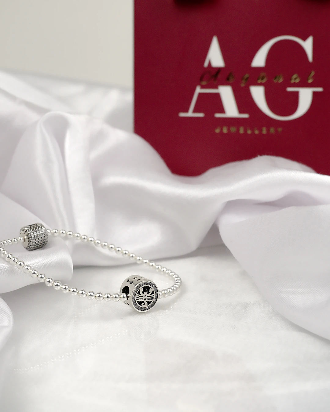 925 Ayar Gümüş Akrep Burcu Charm