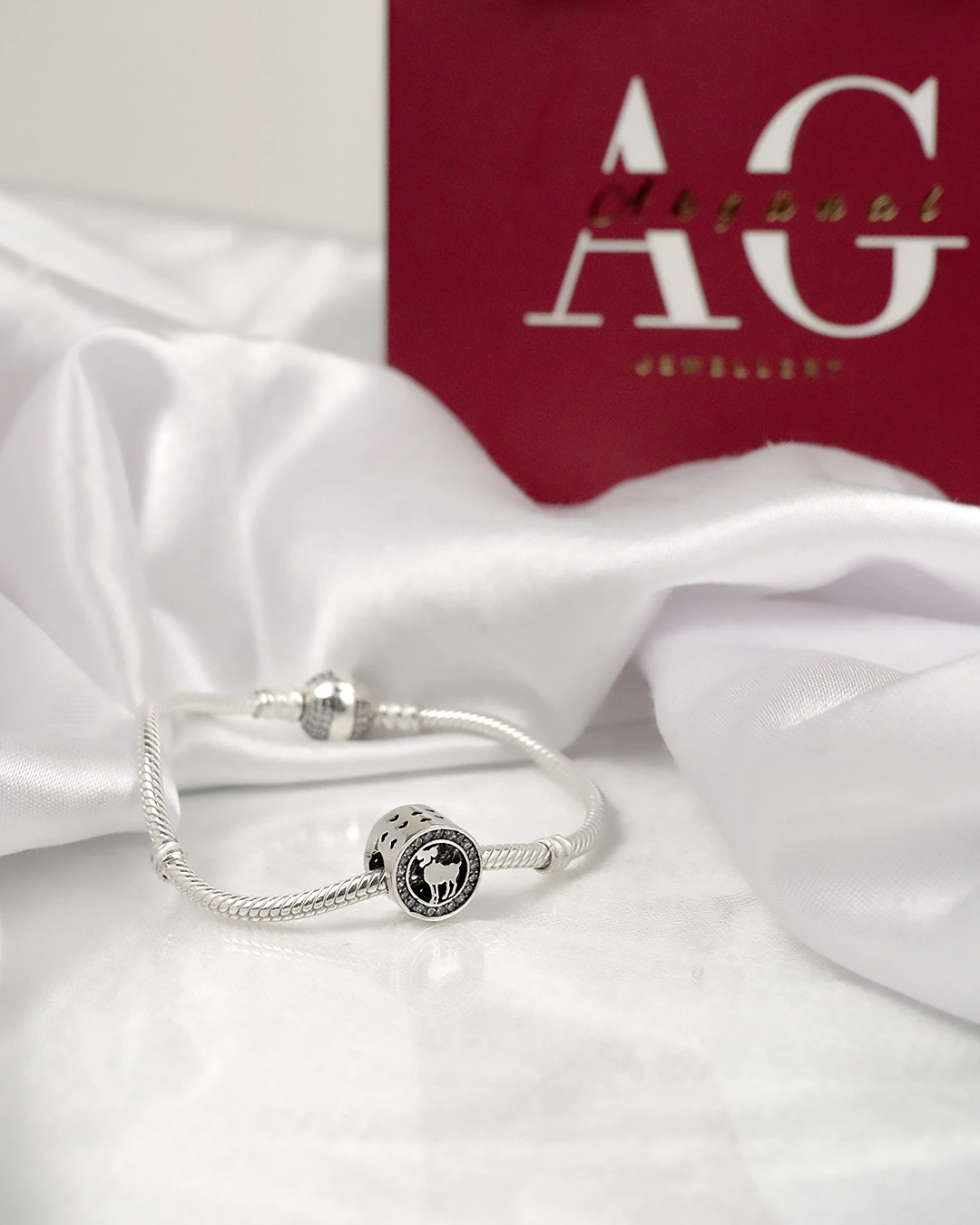 925 Ayar Gümüş Koç Burcu Charm