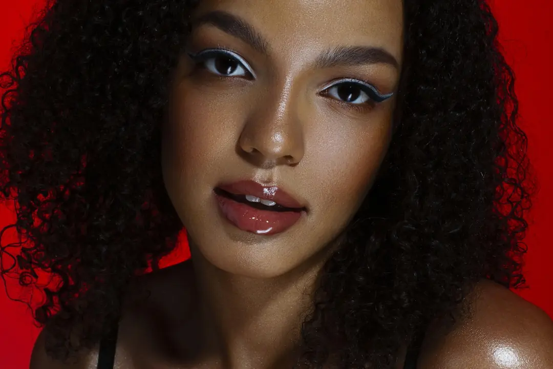 Renkli Eyeliner, yılbaşı makyajı