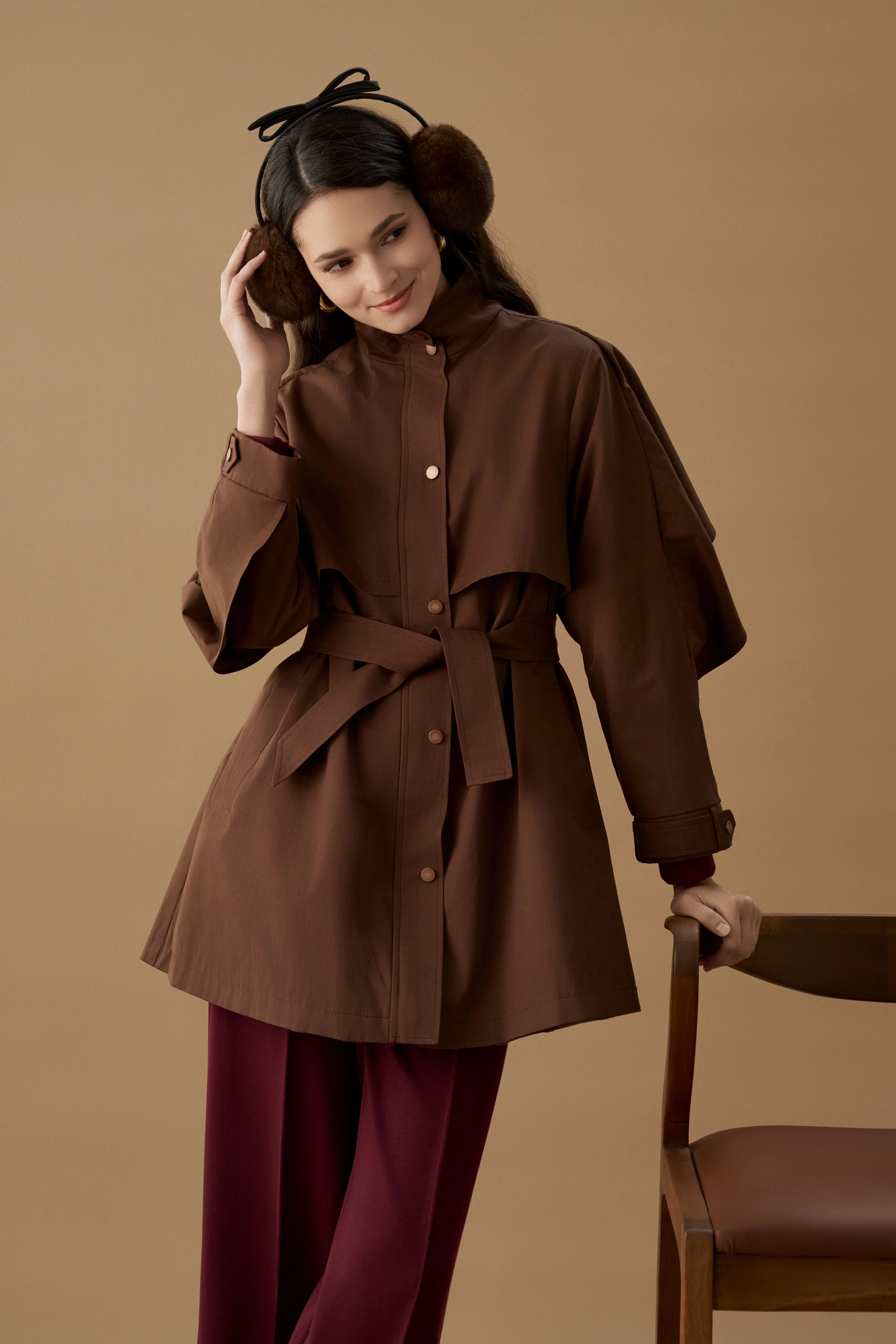 PELERİNLİ MİDİ TRENÇKOT