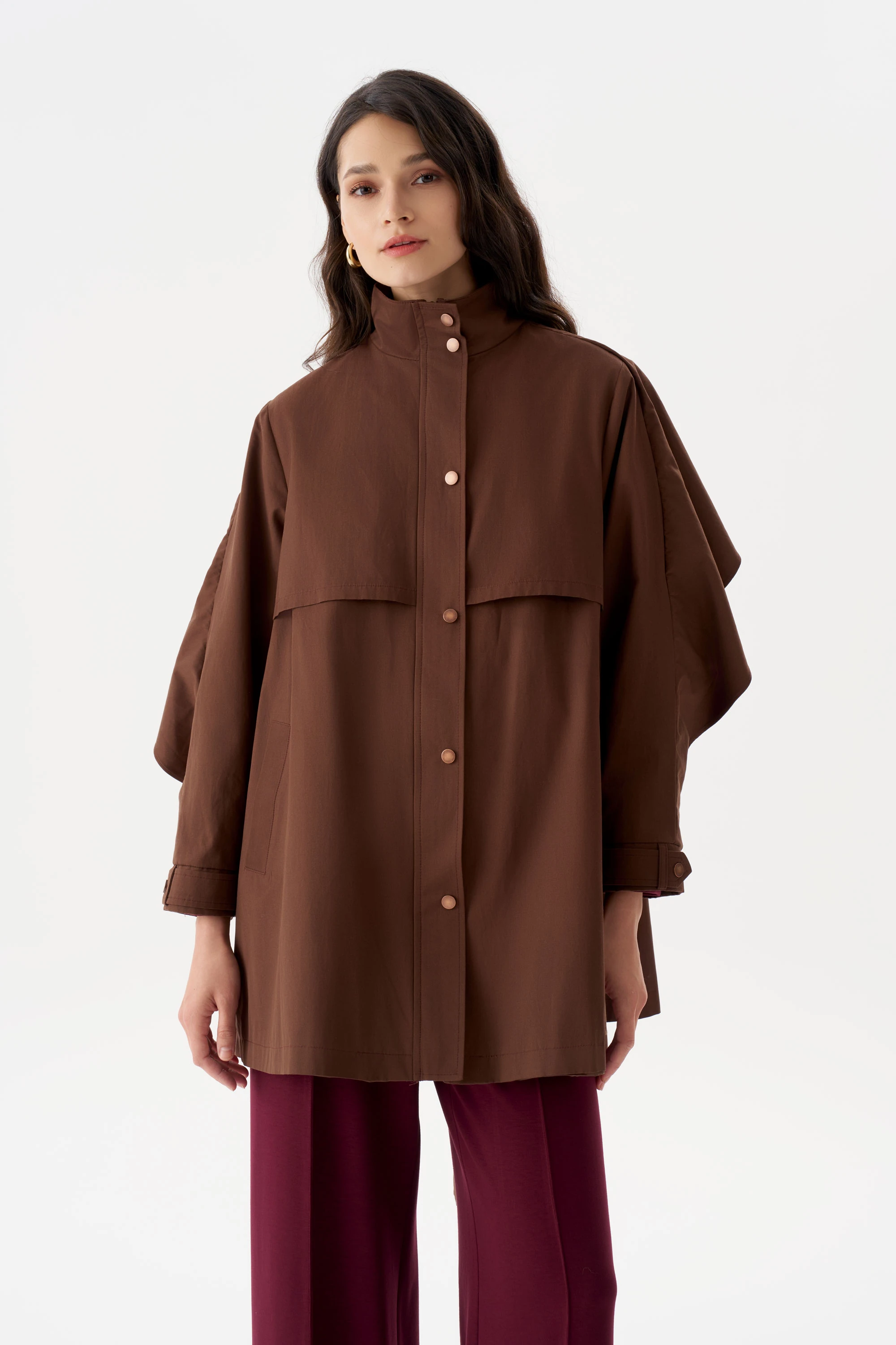 PELERİNLİ MİDİ TRENÇKOT