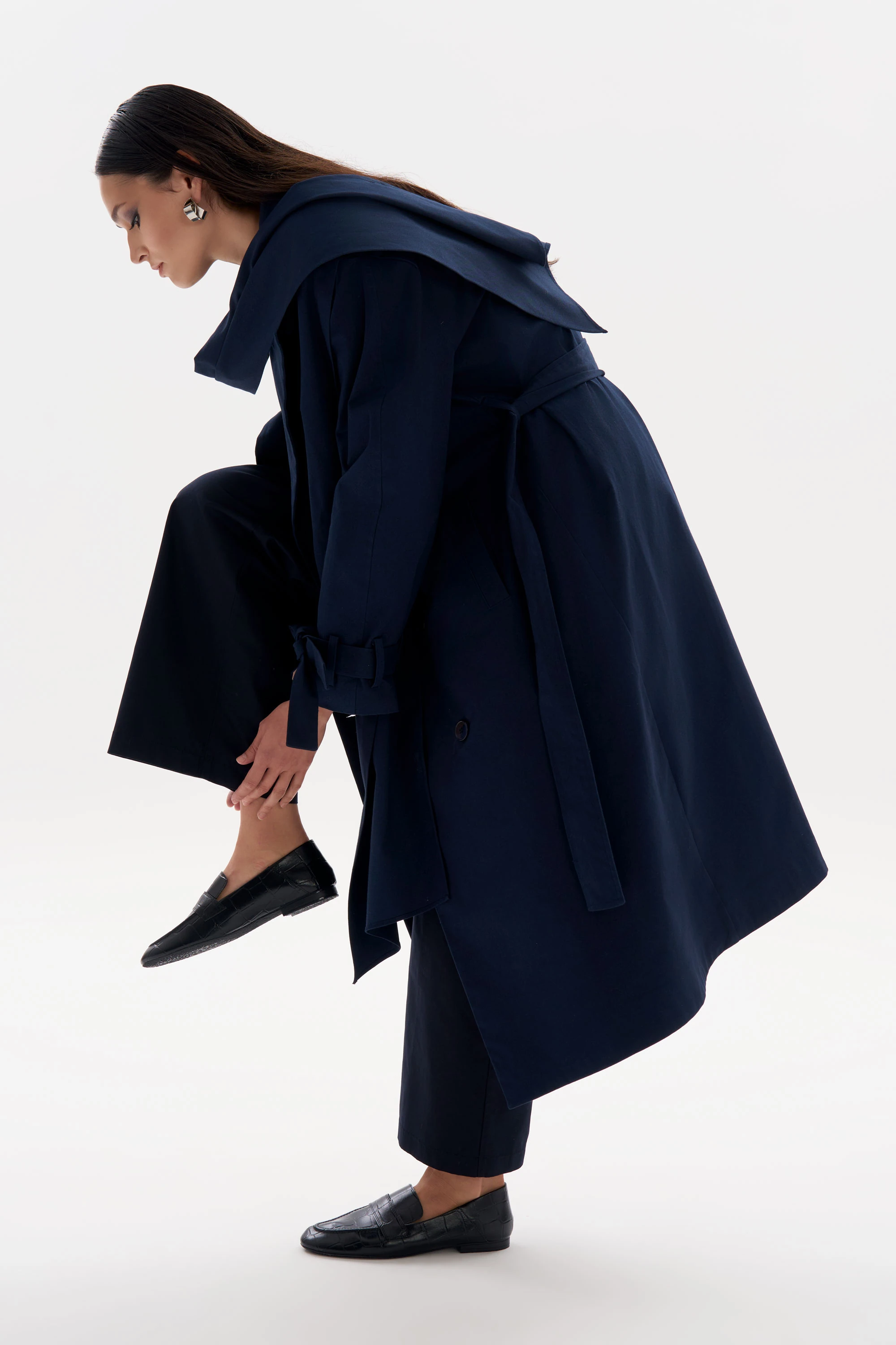 YAKA DETAYLI MAXI TRENÇKOT