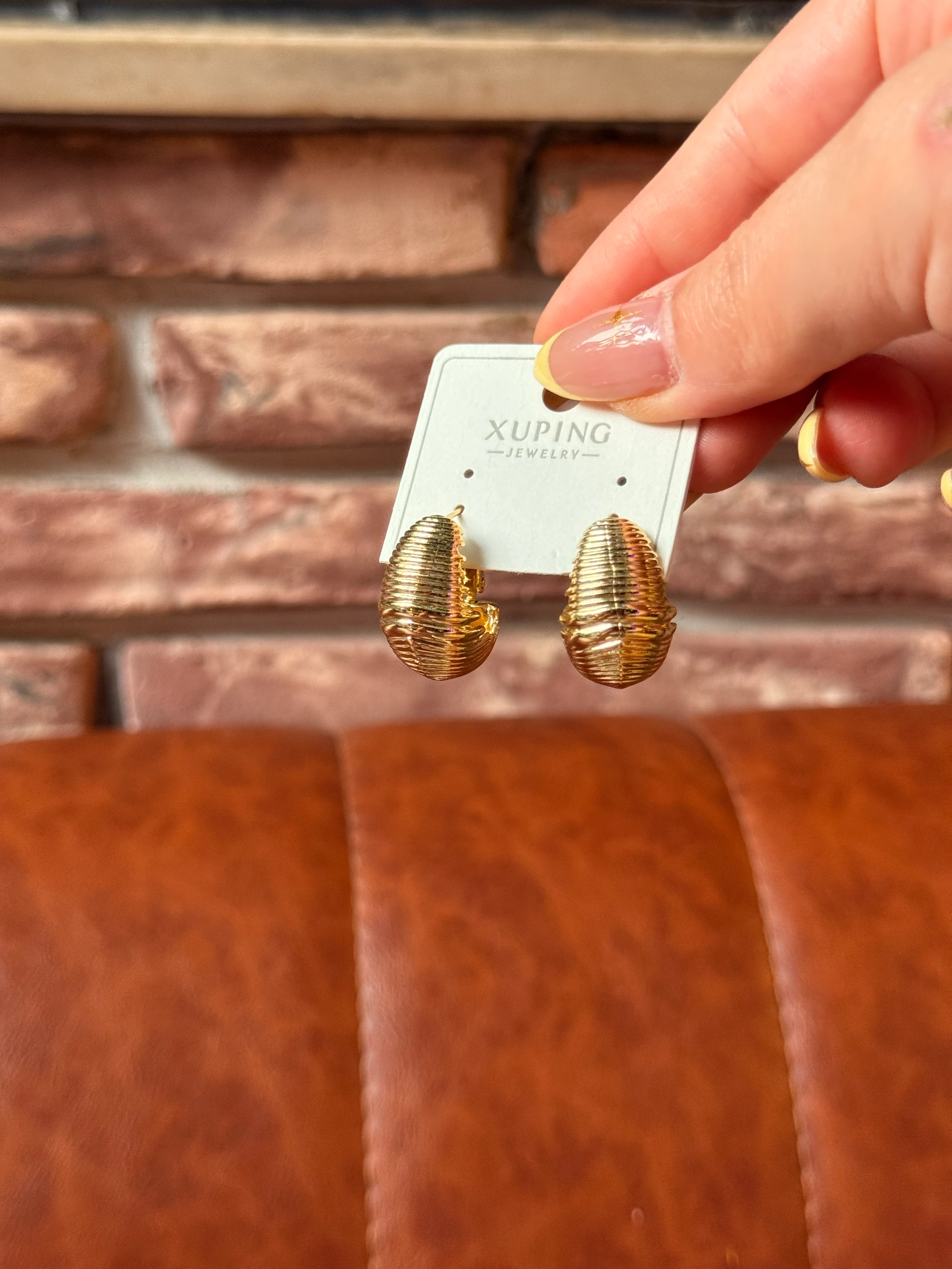 Xp Çelik Bombeli Damla Küpe