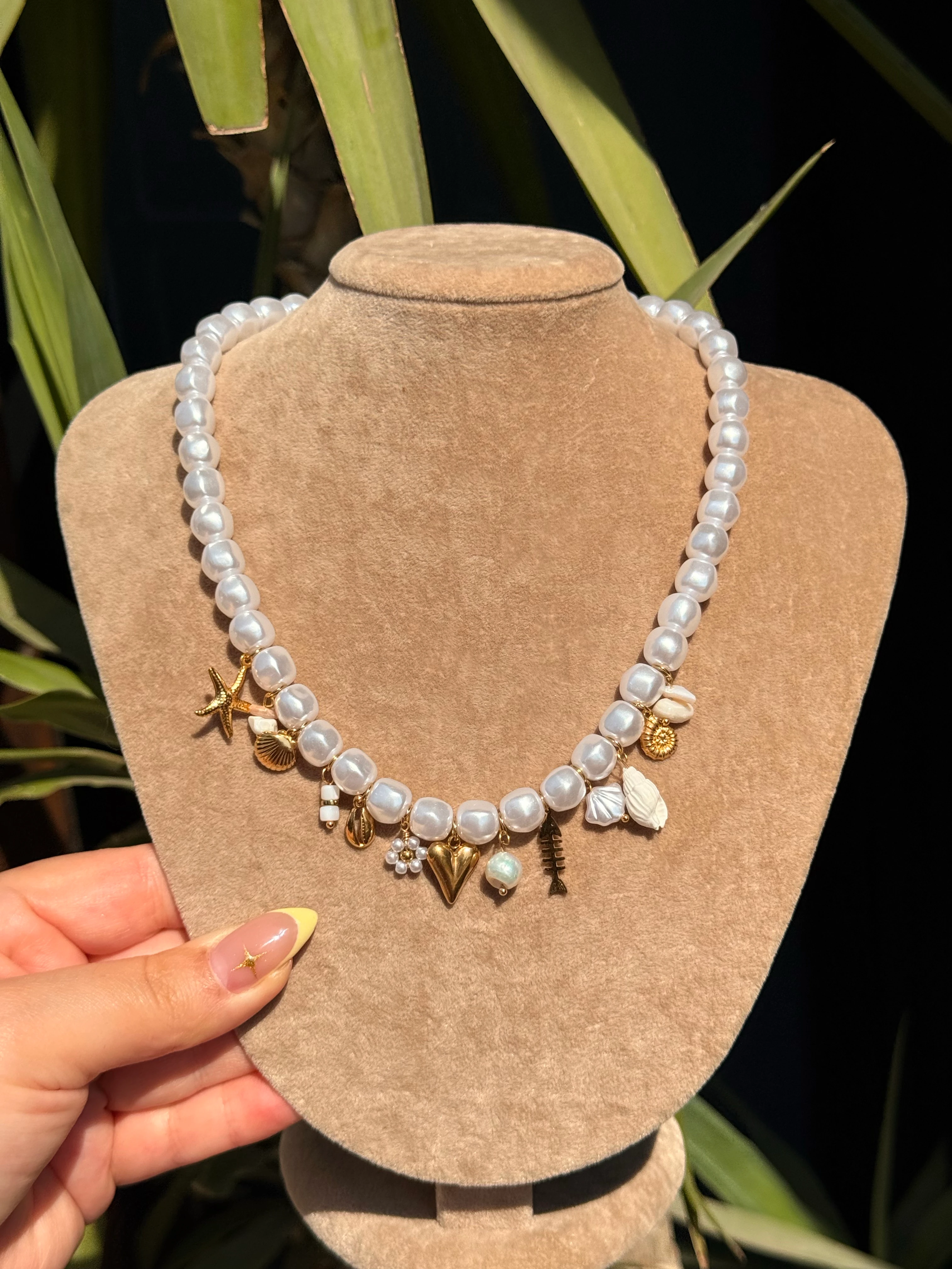 Charmlı İnci Kolye