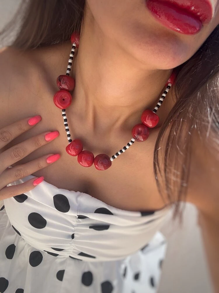 Zebra Desenli Kiraz Kolye