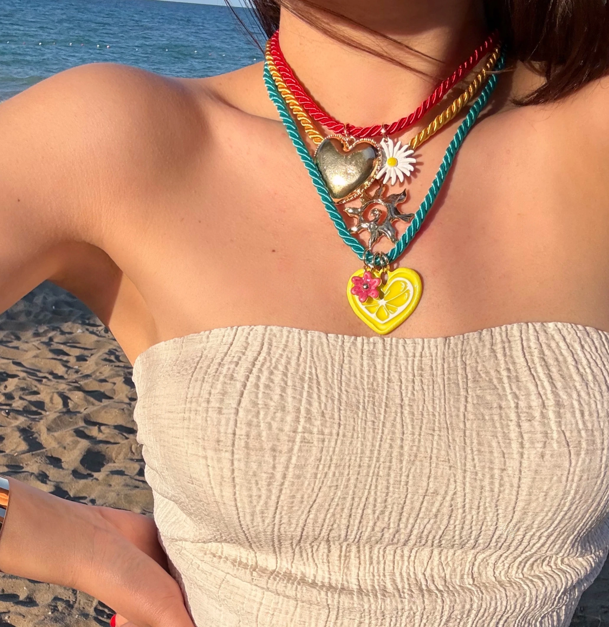 Renkli Charmlı 3 Lü Kolye