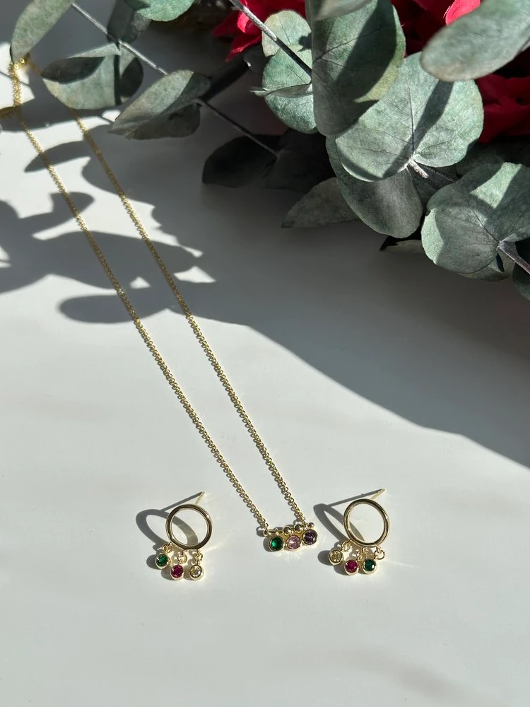 Xp Renkli 3 Taşlı Zarif Kolye