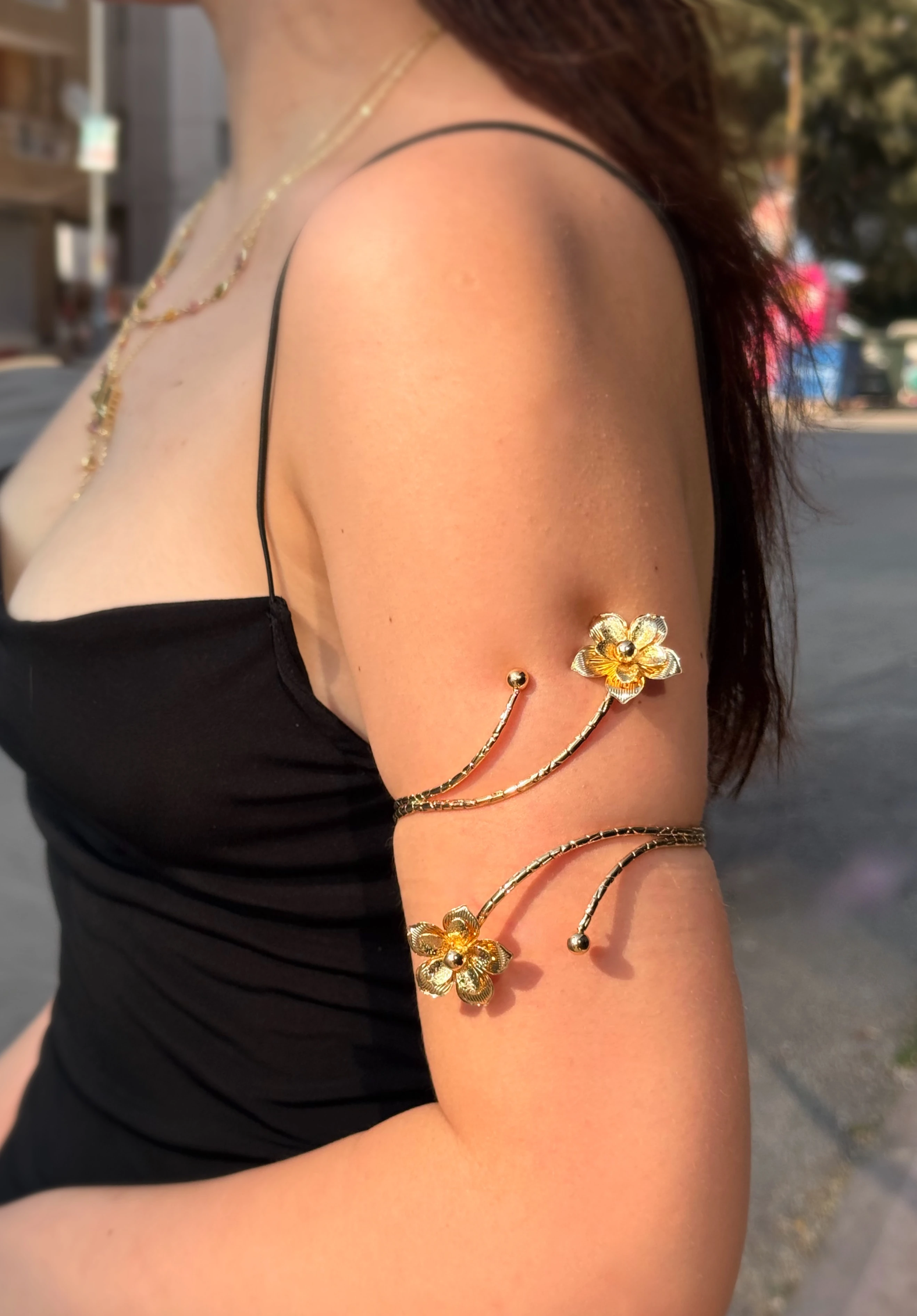 Çiçek Detaylı Pazu 