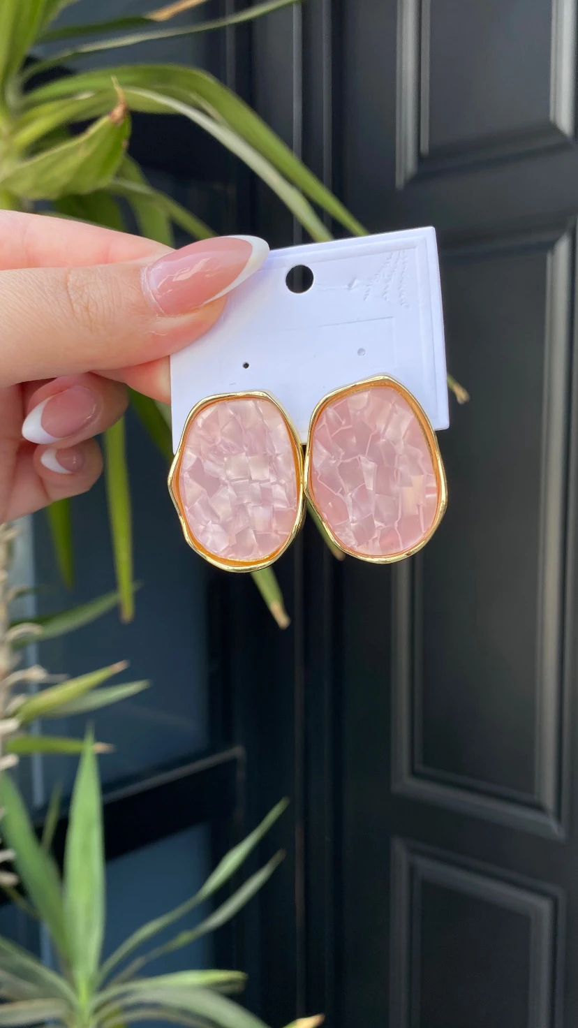 Pembe Doğal Taş Görünümlü Küpe