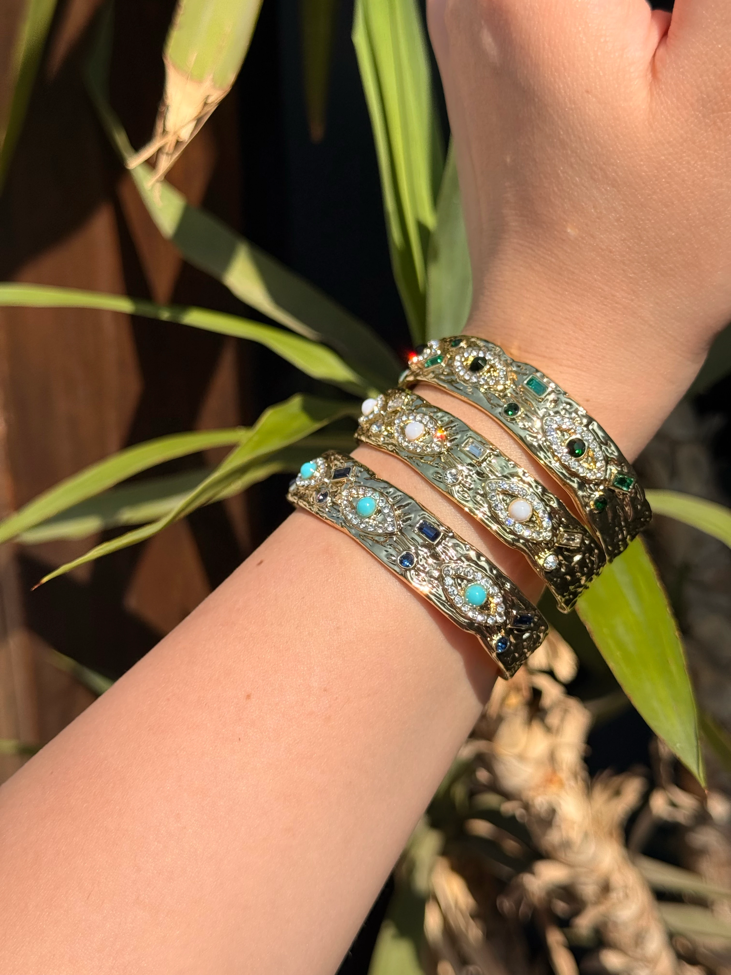 Ayarlanabilir Mavi Göz Detaylı Kelepçe Bileklik