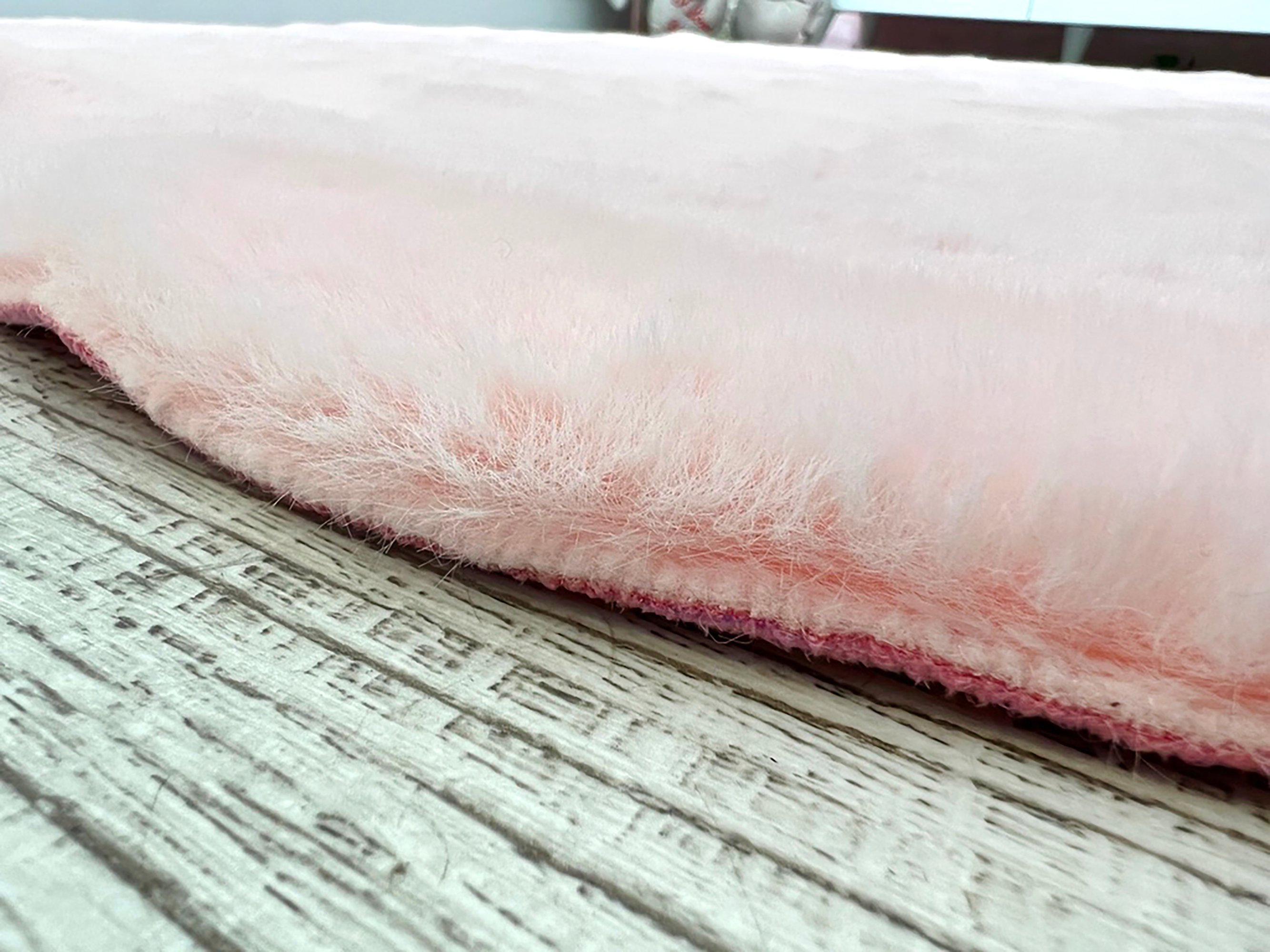 RABBIT POST DANA PEMBE