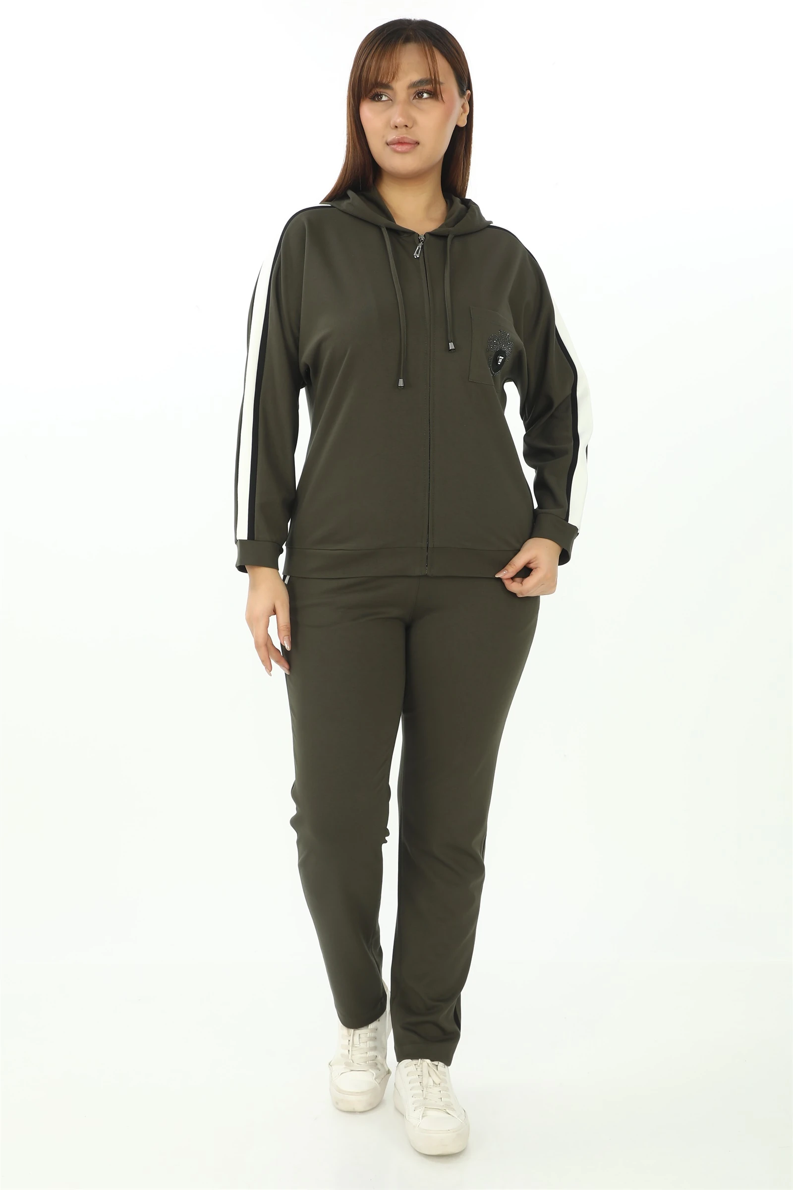 Sezonluk Şeritli Cepli Taşlı Aksesuarlı Kapşonlu Eşofman Takımı - Haki