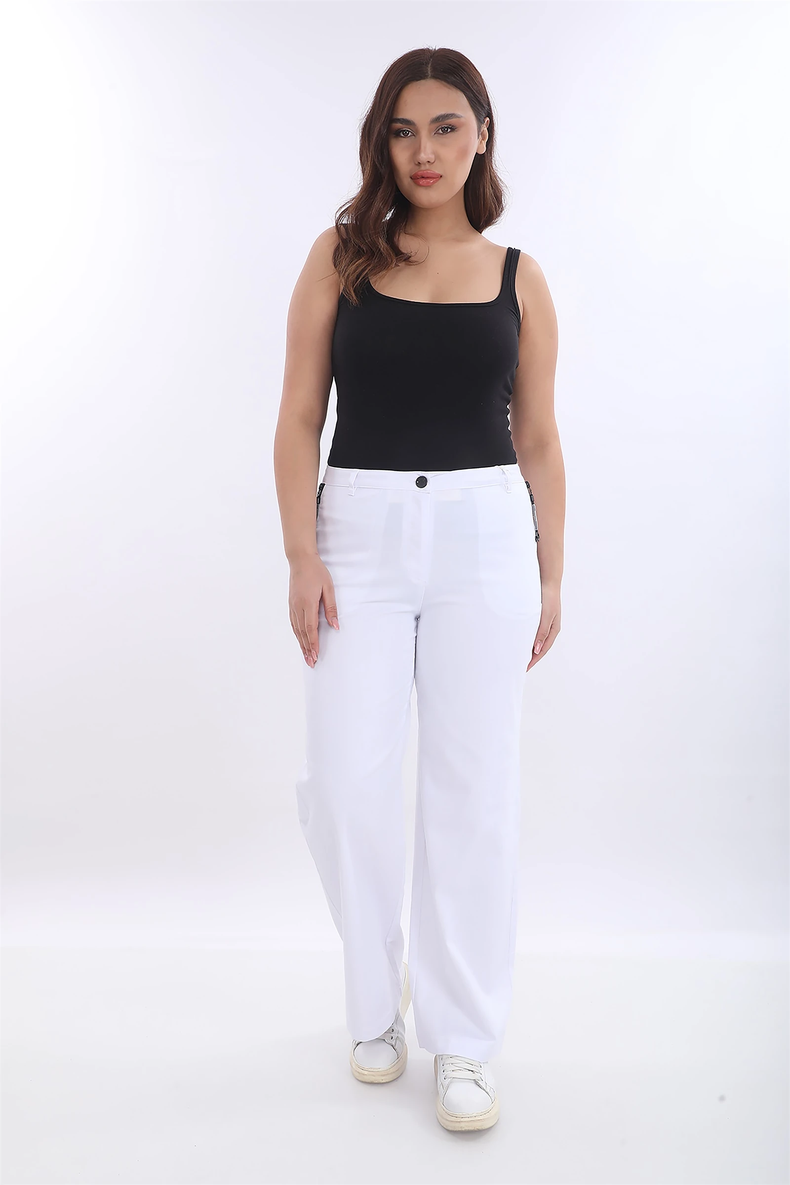 Yazlık Cepleri Fermuarlı Boru Paça Pantolon - Beyaz