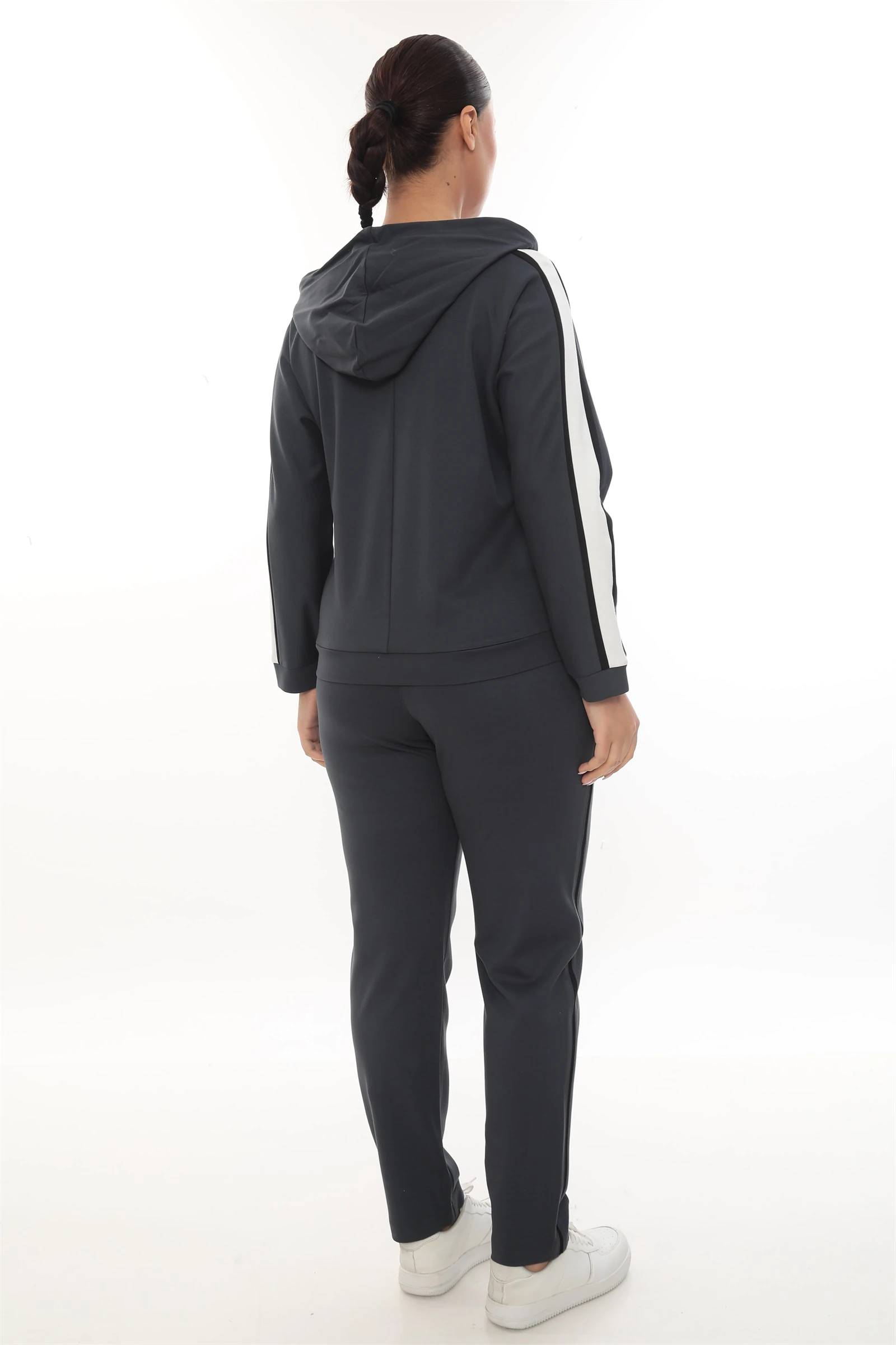 Sezonluk Şeritli Cepli Taşlı Aksesuarlı Kapşonlu Eşofman Takımı - Antrasit