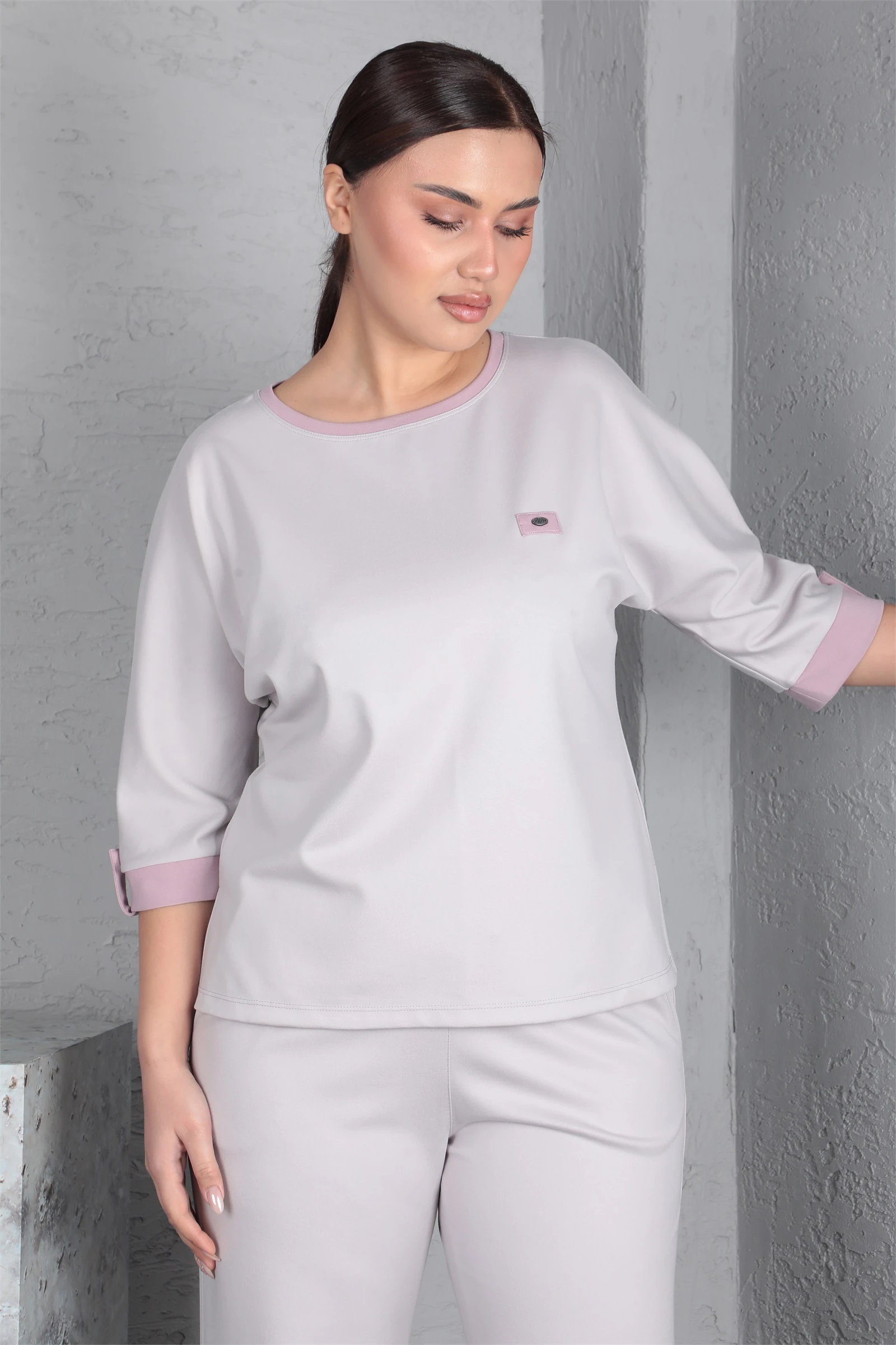 Sezonluk Logo Aksesuarlı Beli Lastikli Eşofman Takımı - Ekru