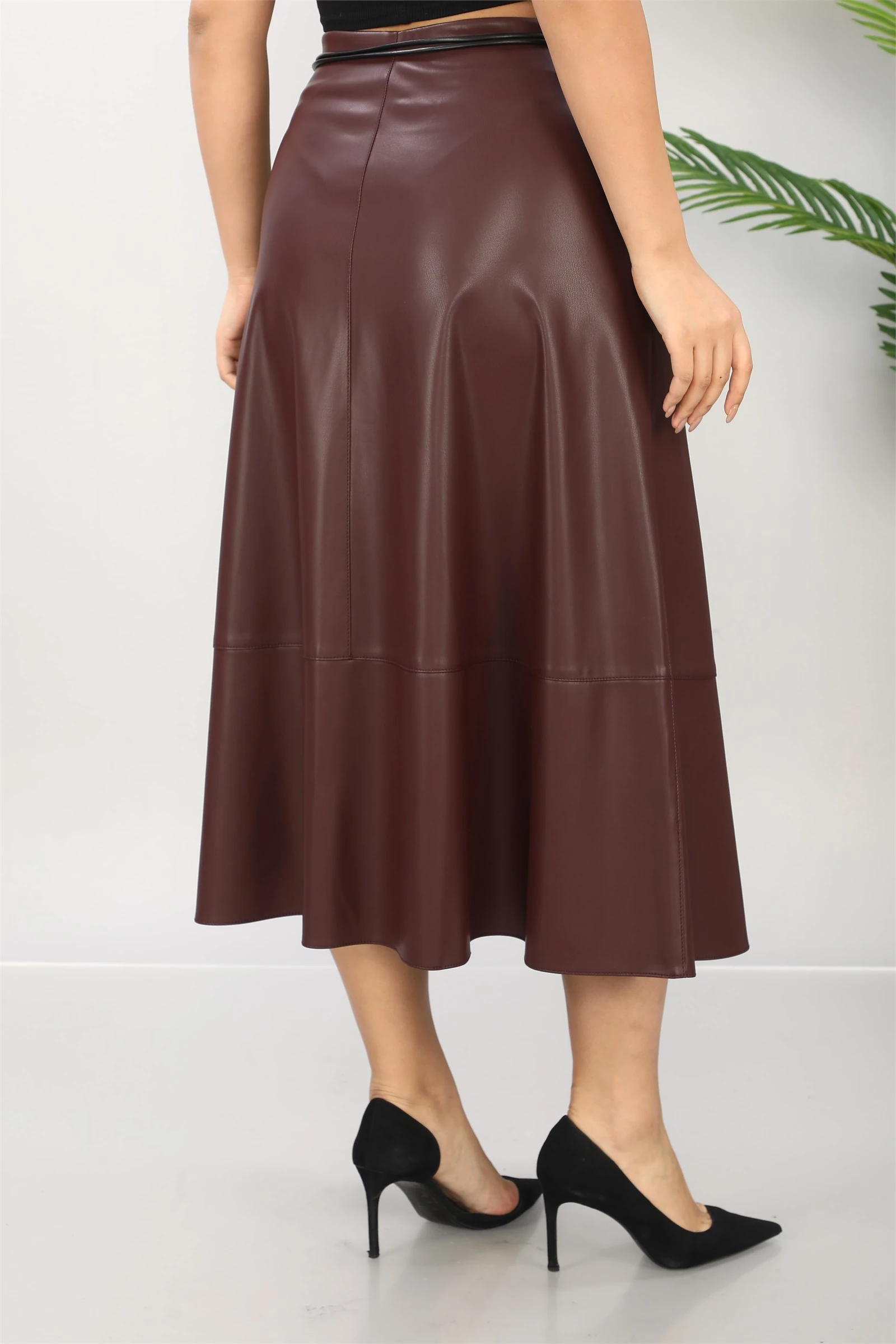 Kışlık Kemerli Suni Deri Etek