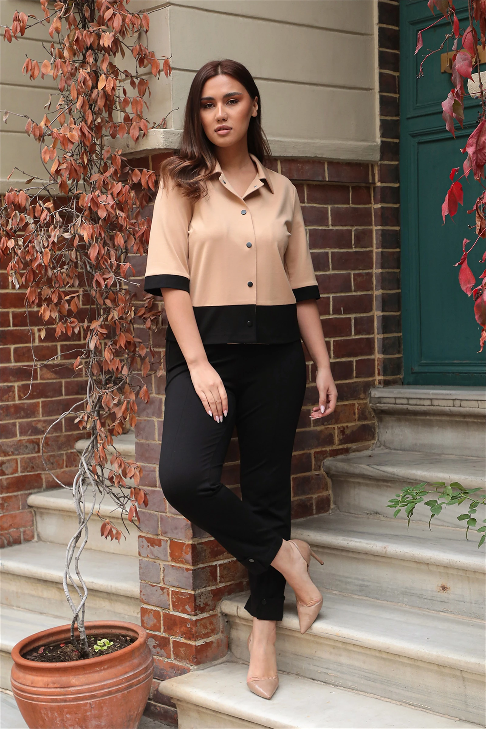 Sezonluk Önü Çıt Çıtlı Zarif 3/4 Kollu Şık Ofis Günlük Ceket - Bej