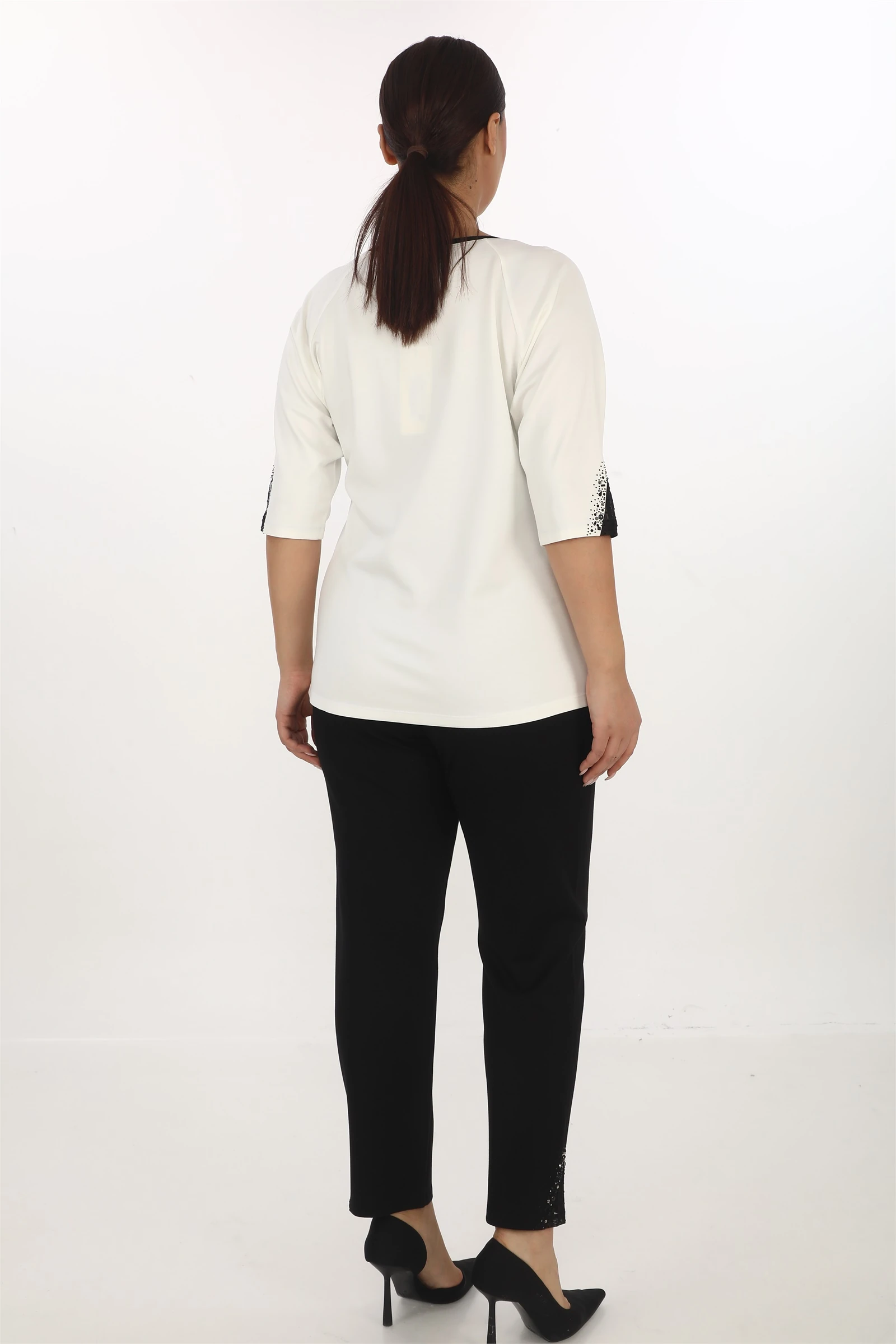 Sezonluk Yakası&Paçaları Taşlı Beli Lastikli 2'li Takım