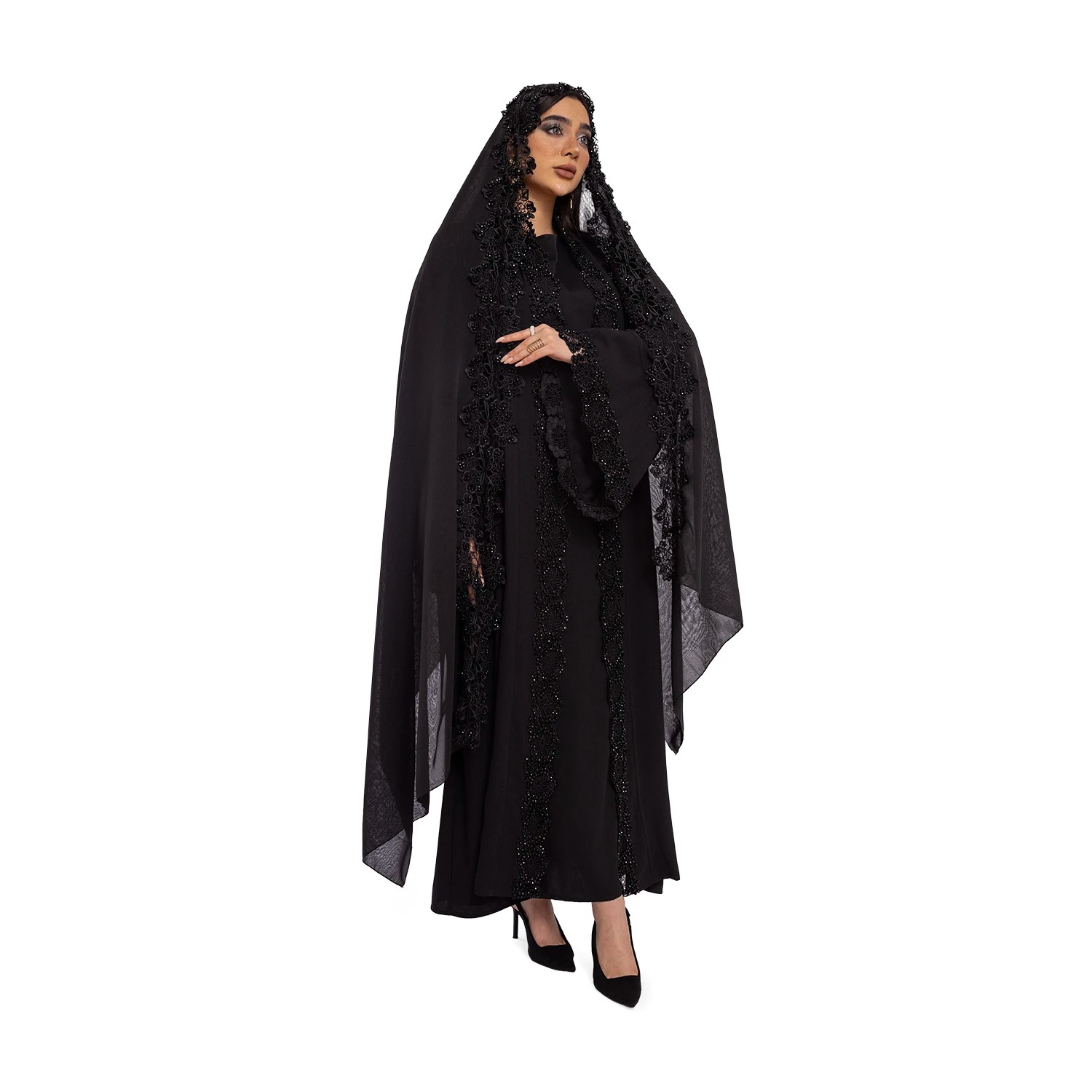 Yaka ve Kol Kenarları Güpür Üzeri Taş İşlemeli Abaya  