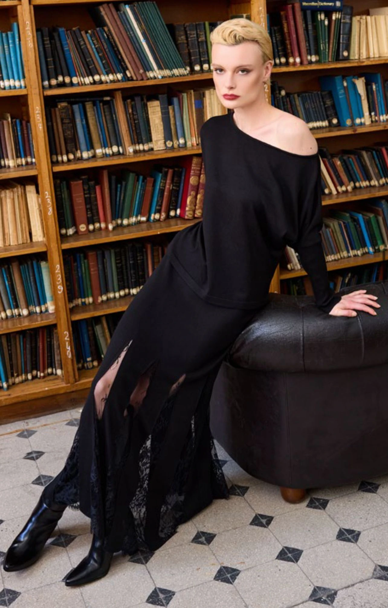 UNIQUE- DANTEL DETAYLI TRİKO ETEK TAKIM