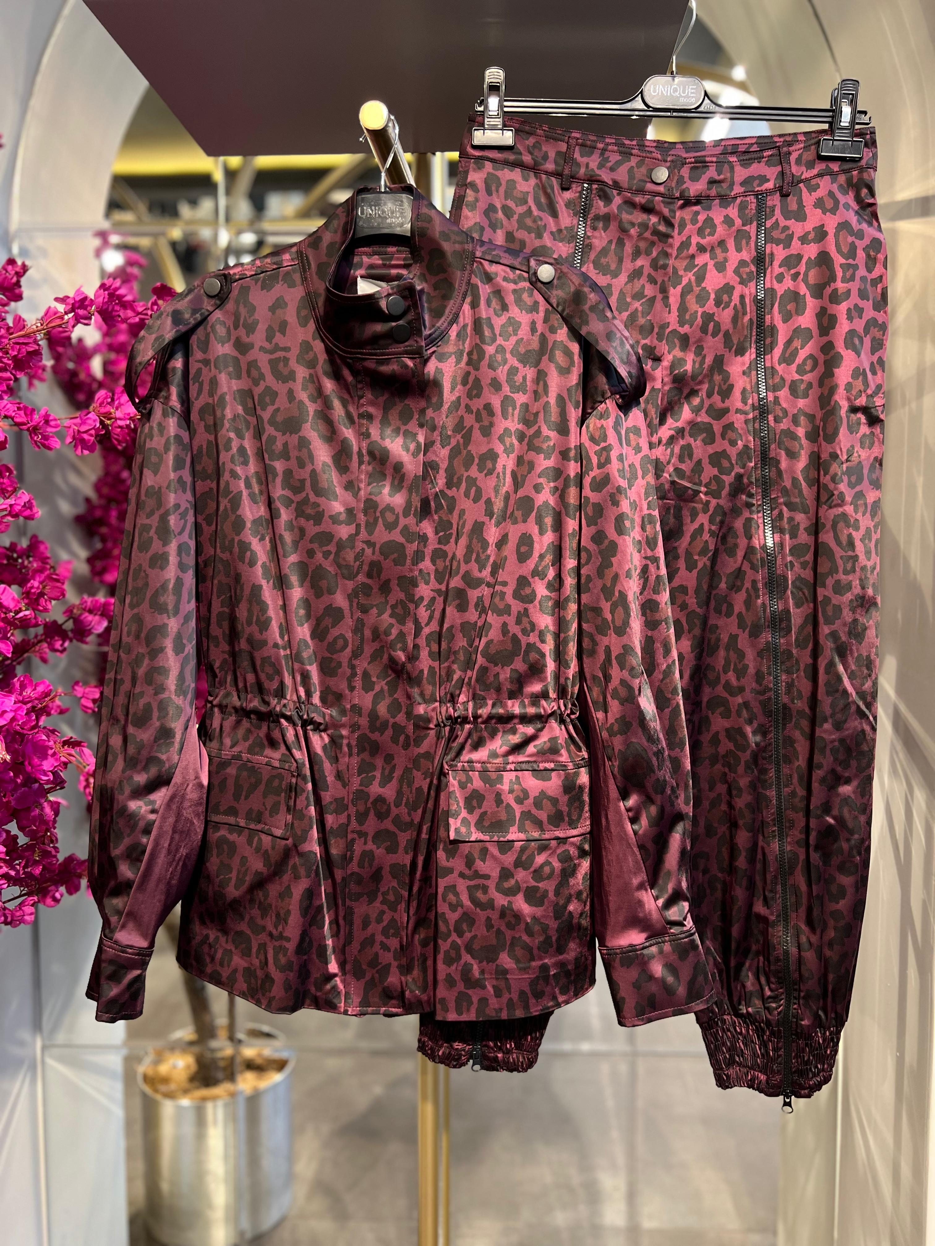 UNIQUE- LEOPAR DESENLİ SATEN BORDO TAKIM