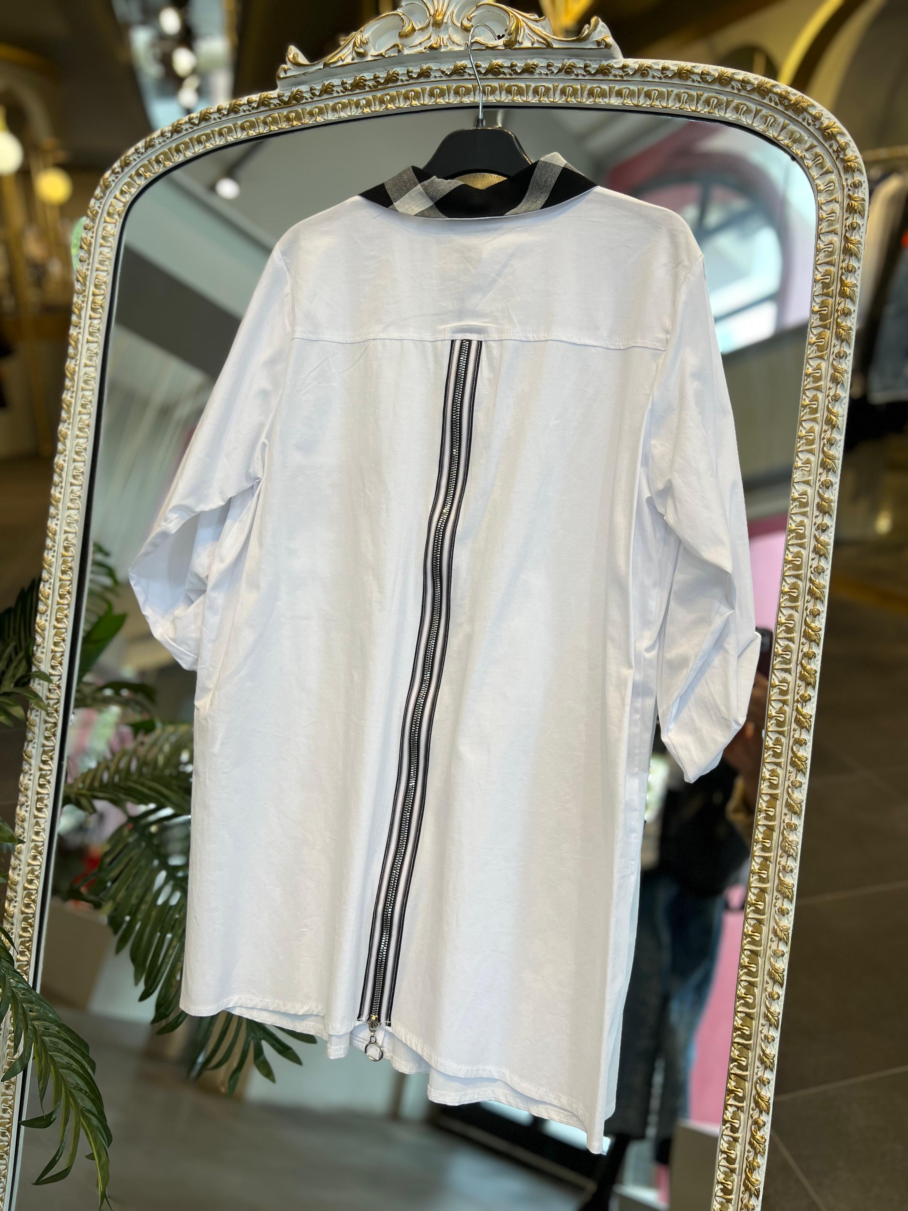 SERAP ESER EXCLUSİVE- ARKASI FERMUAR DETAYLI BEYAZ GÖMLEK