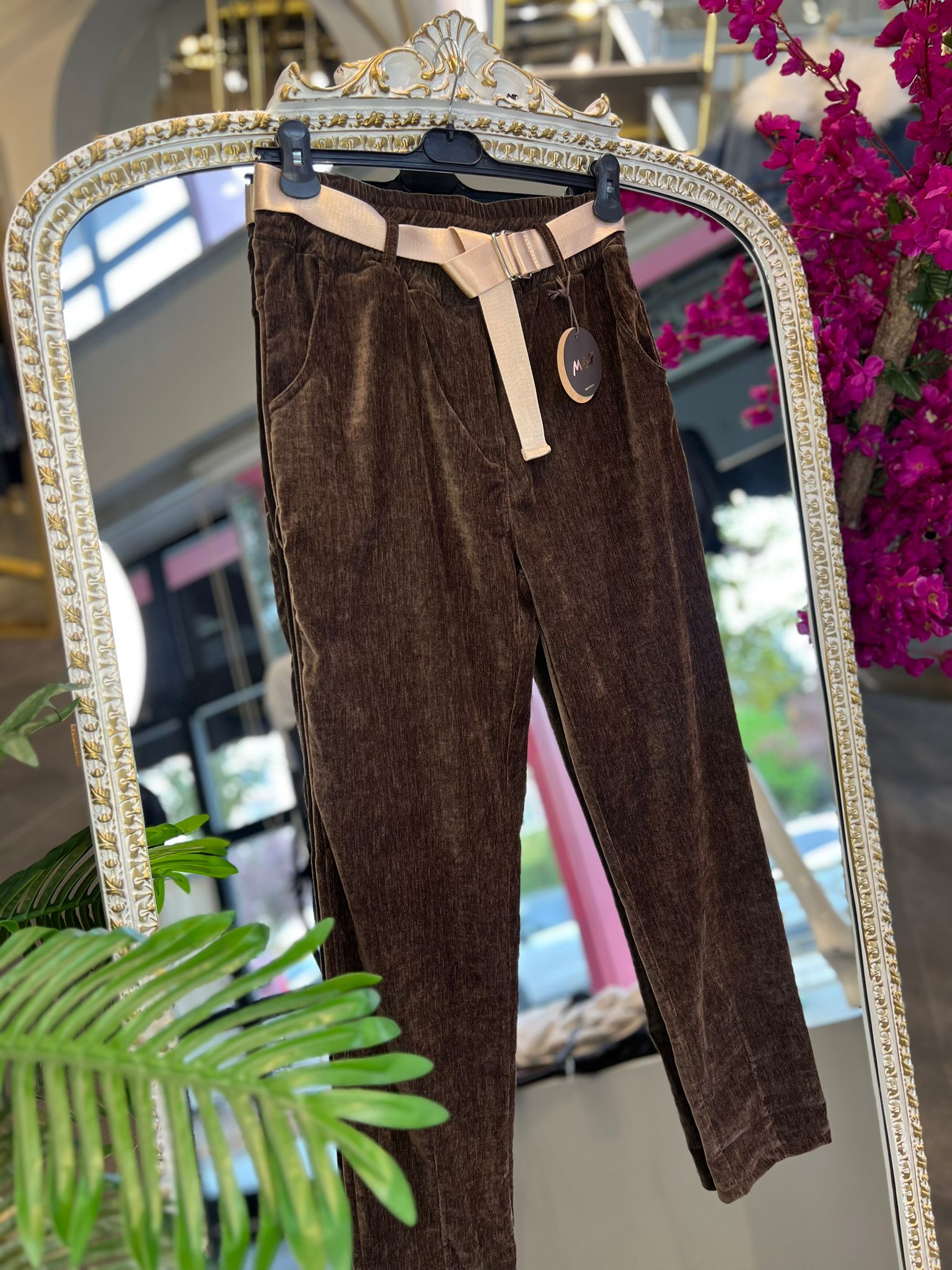 SERAP ESER EXCLUSİVE- KAHVERENGİ KADİFE PANTOLON
