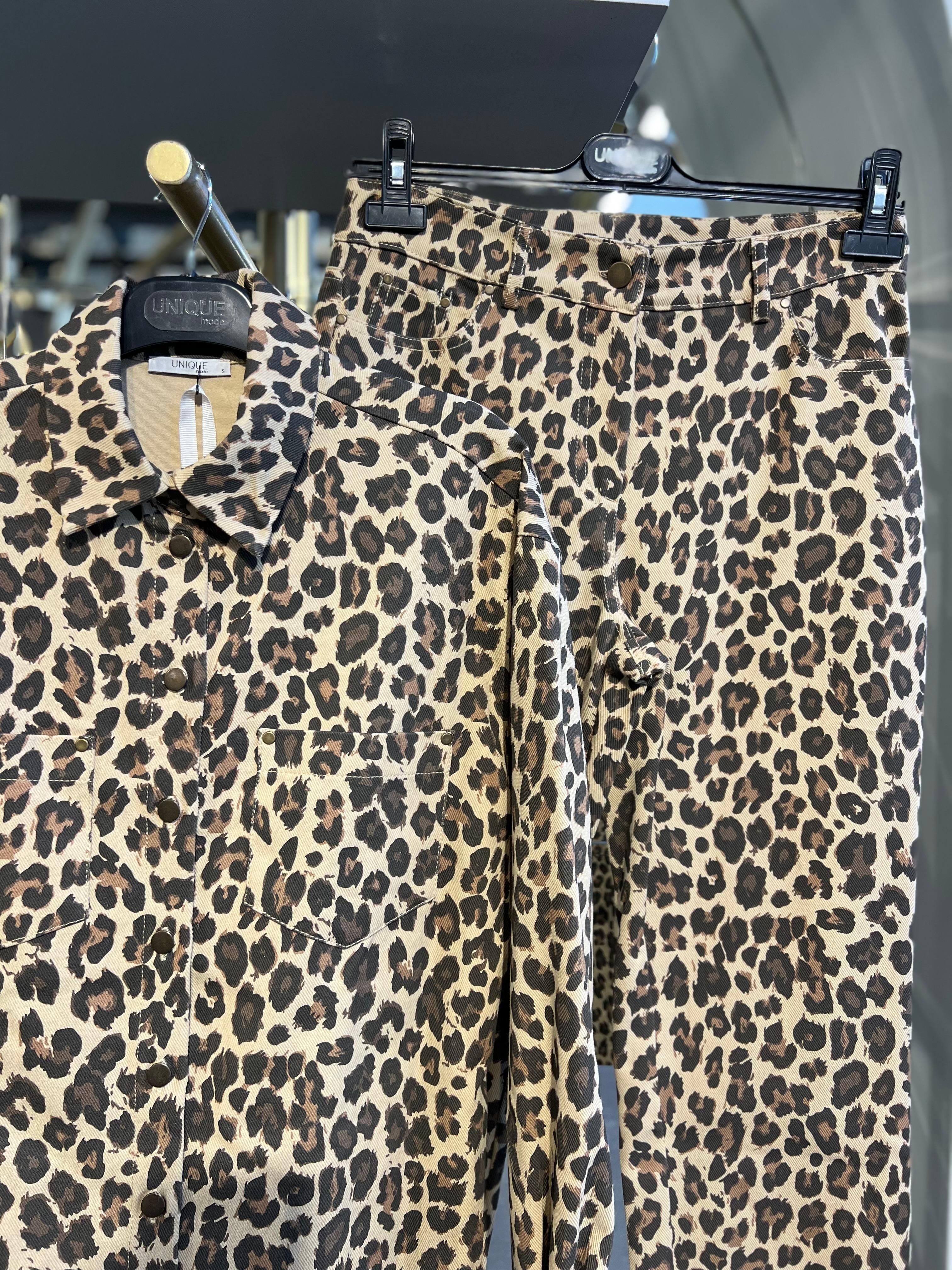 UNIQUE- LEOPAR DETAYLI TAKIM