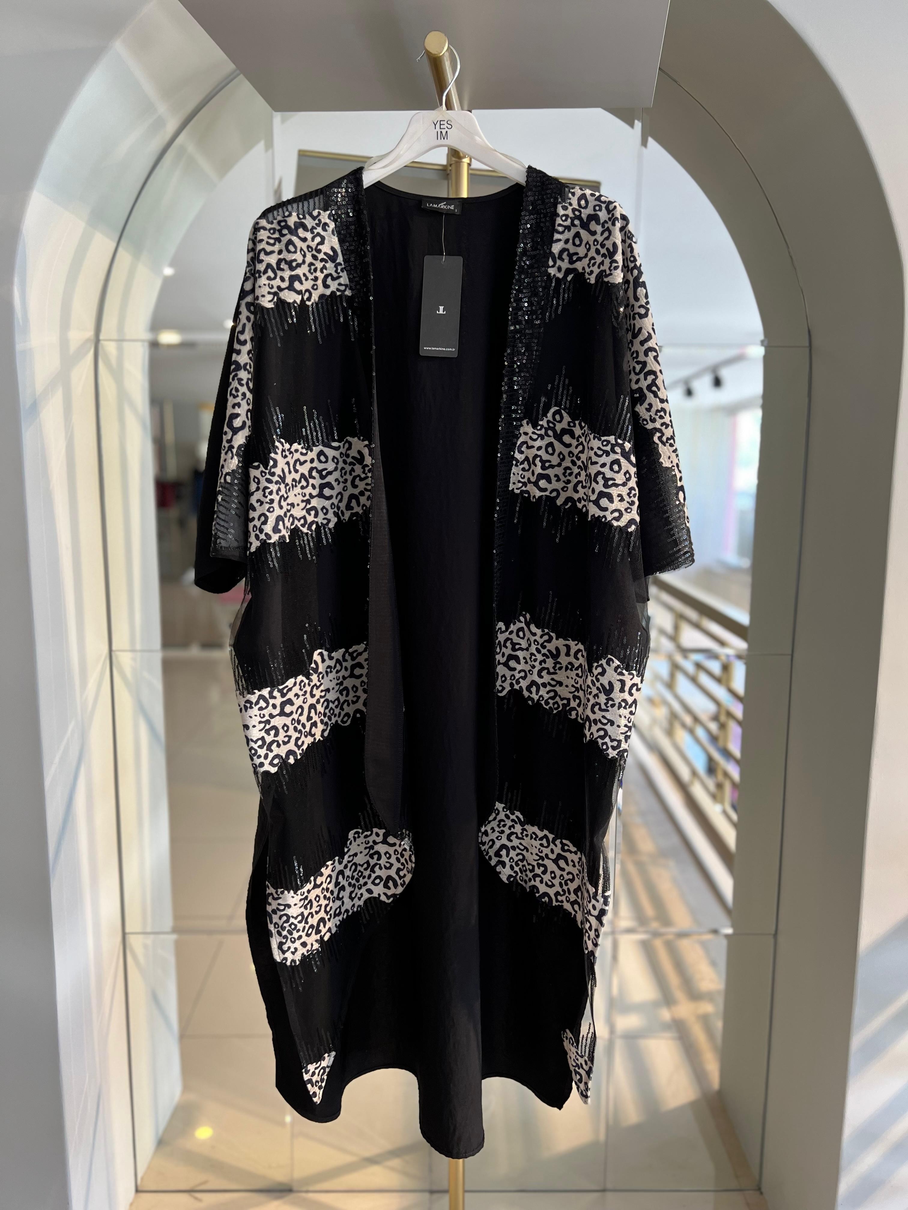 LAMARKİNE- LEOPAR PUL DETAYLI ABAYA