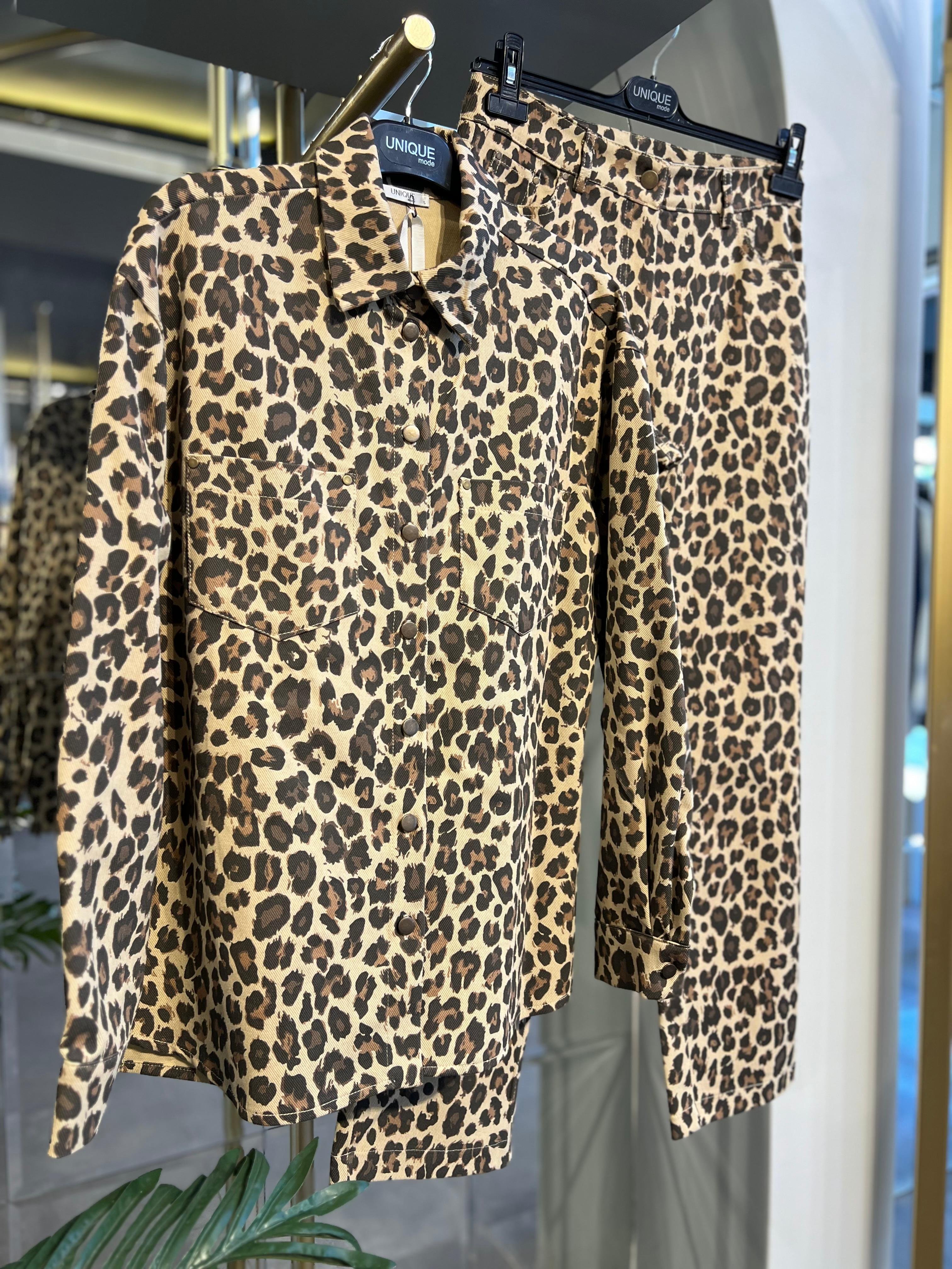UNIQUE- LEOPAR DETAYLI TAKIM