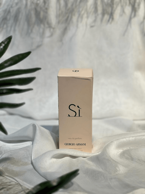 SERAP ESER - ARMANİ Sİ EAU DE 