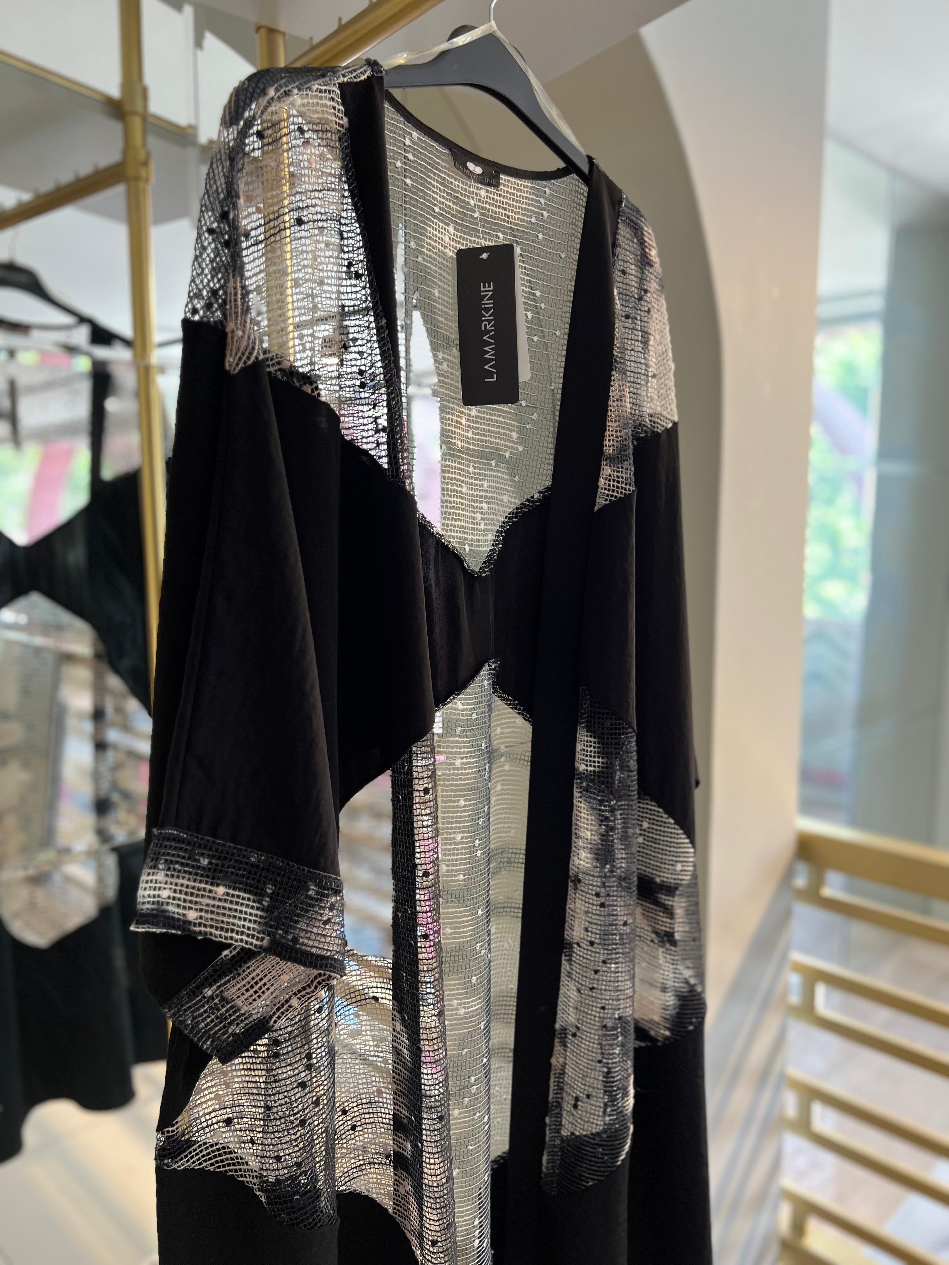 LAMARKİNE-  TRANSPARAN DETAYLI SİYAH ABAYA