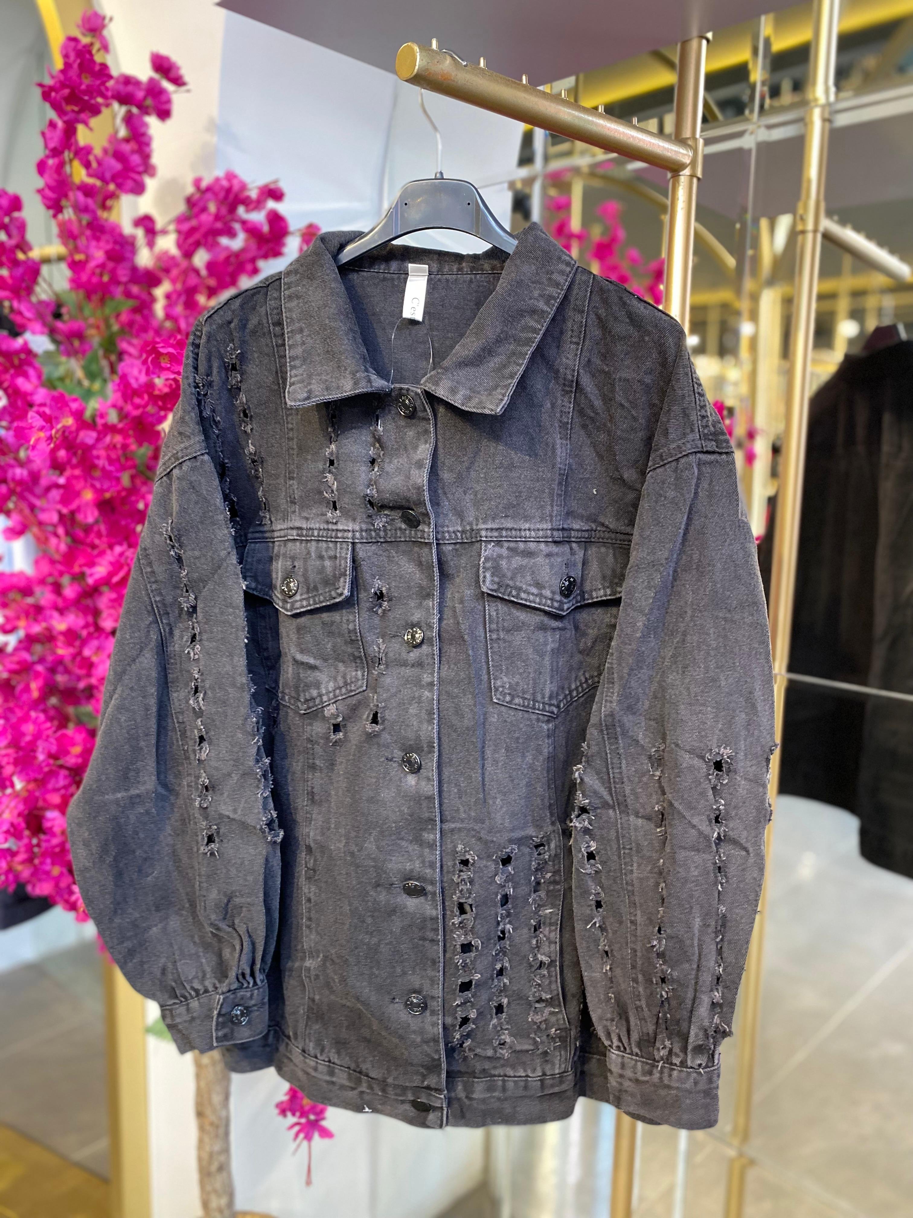 STYLE ELAN- ESKİTME DETAYLI SİYAH DENİM CEKET
