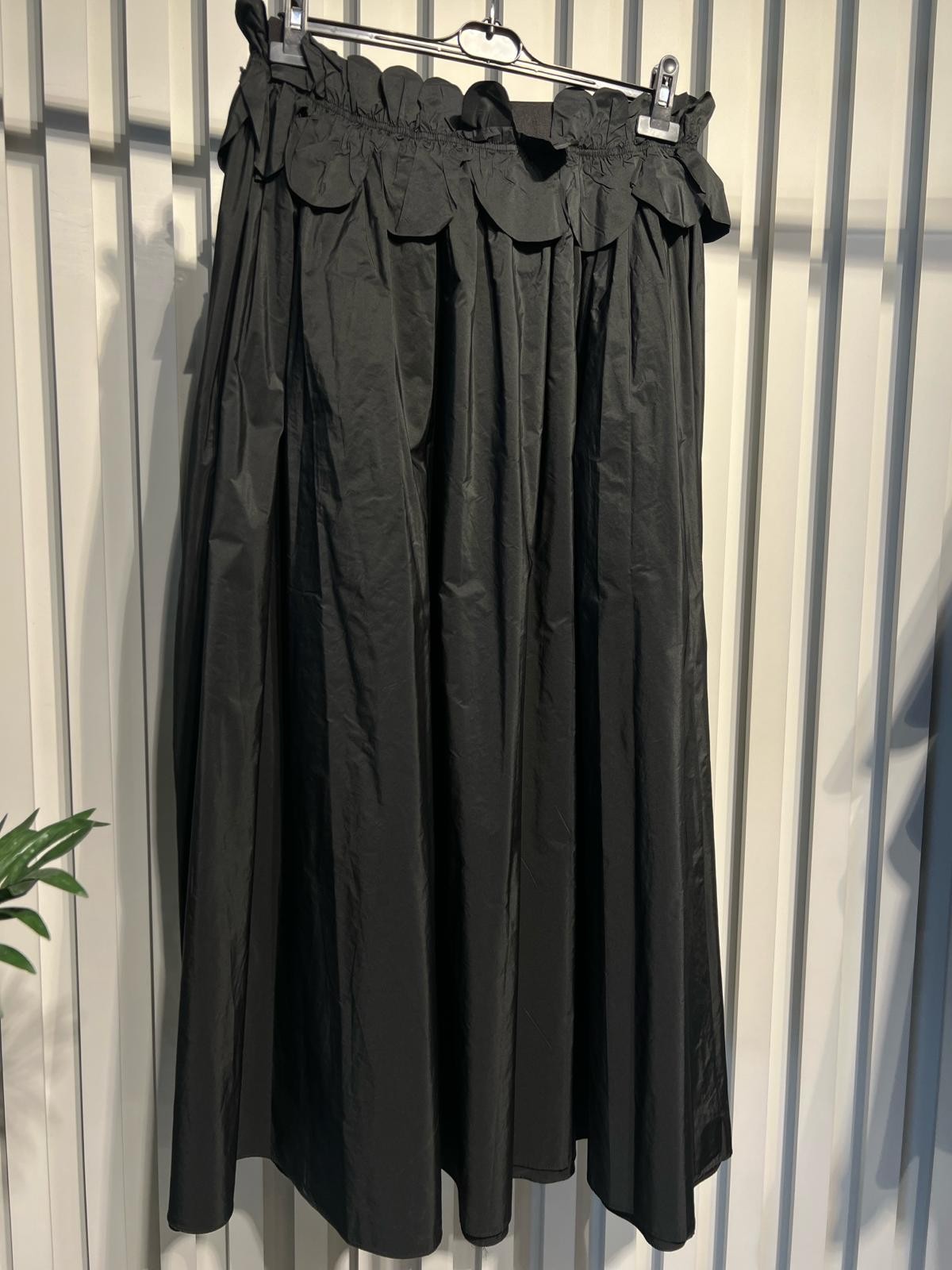 SERAP ESER - BIZE FASHION GÜL CEPLİ TAFTA ETEK 