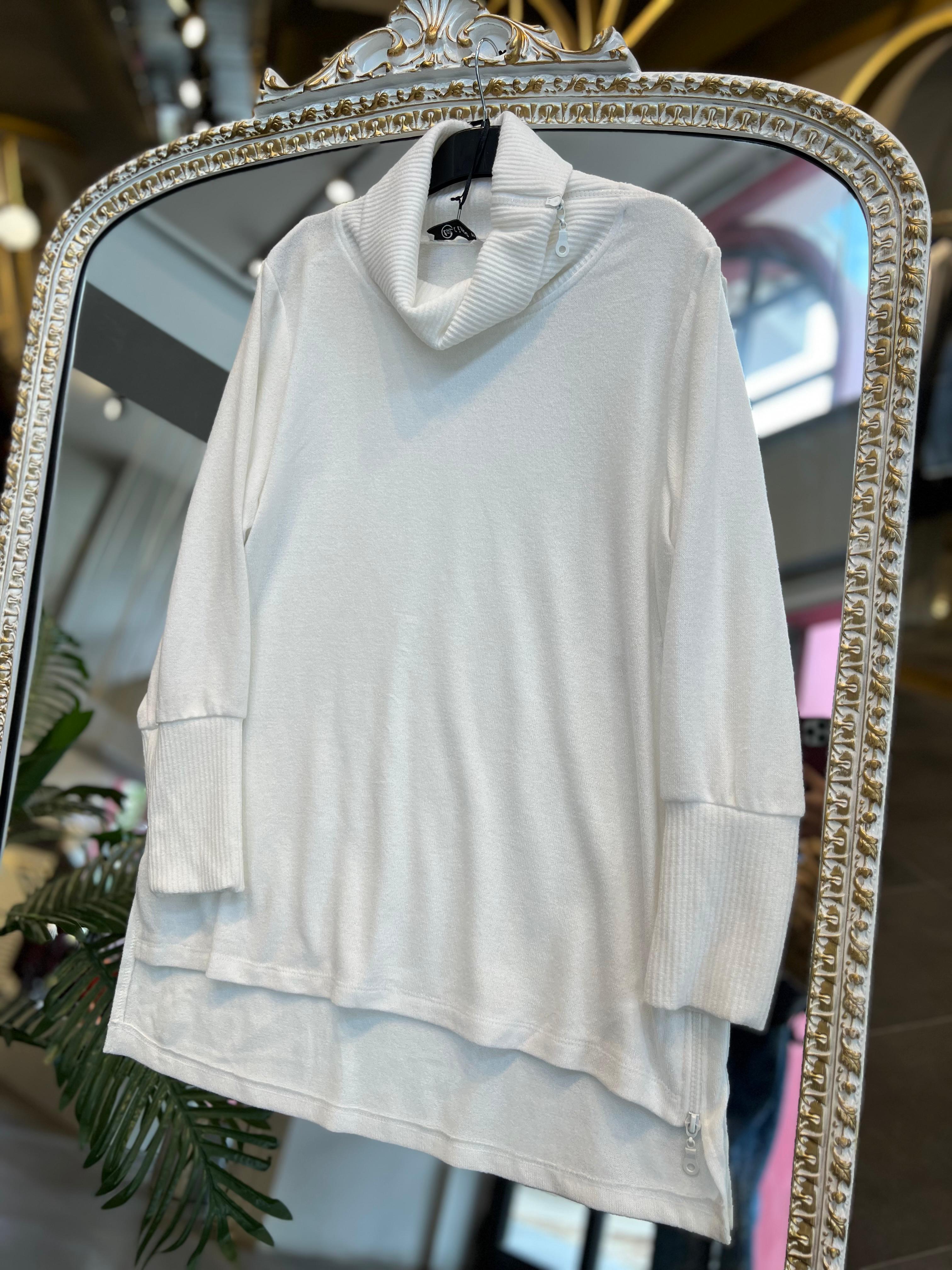 SERAP ESER EXCLUSİVE- YAKA VE ETEK UCU FERMUARLI EKRU TRİKO