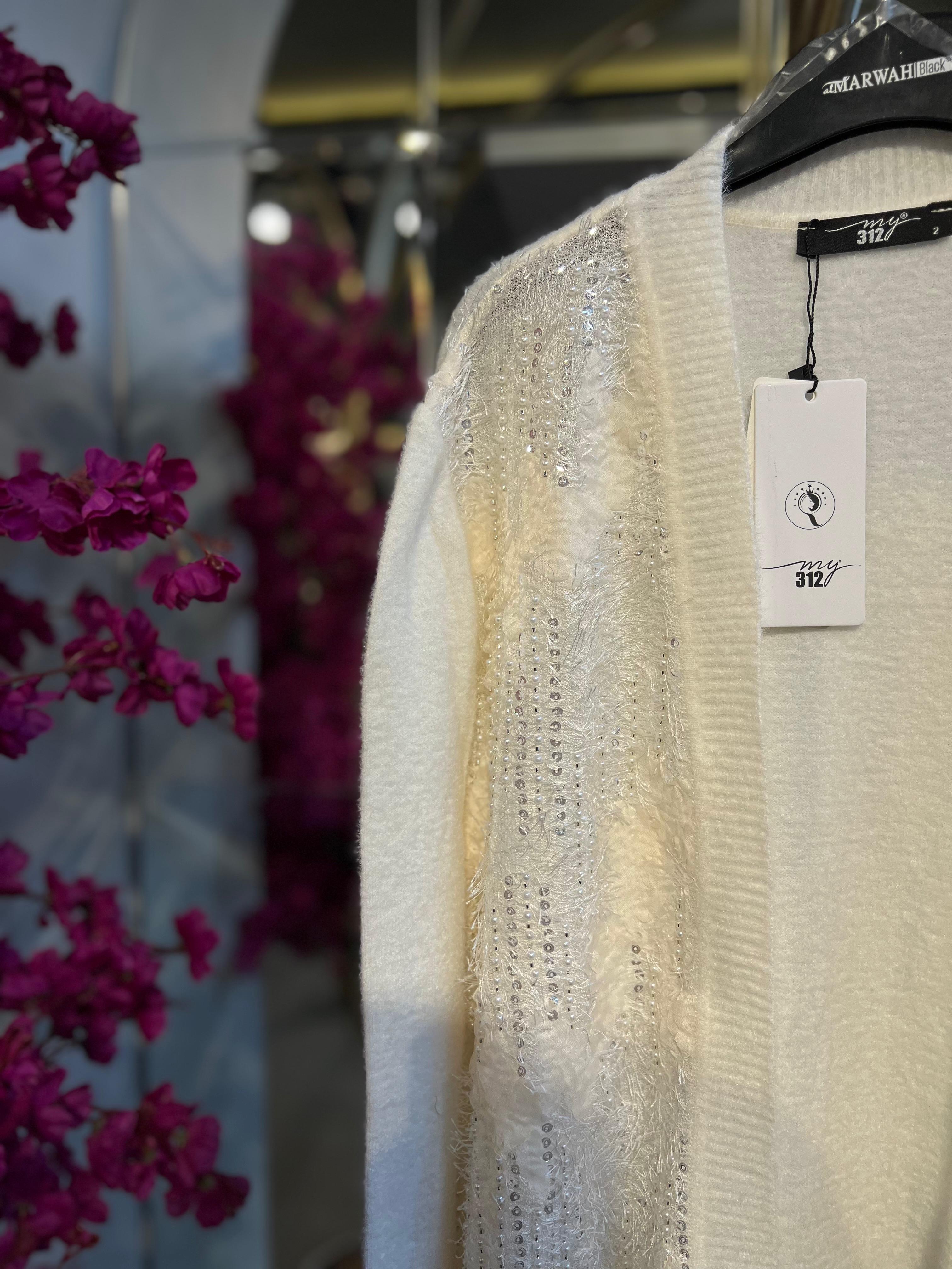 MY312- ÖNÜ TAŞLI EKRU TRİKO HIRKA