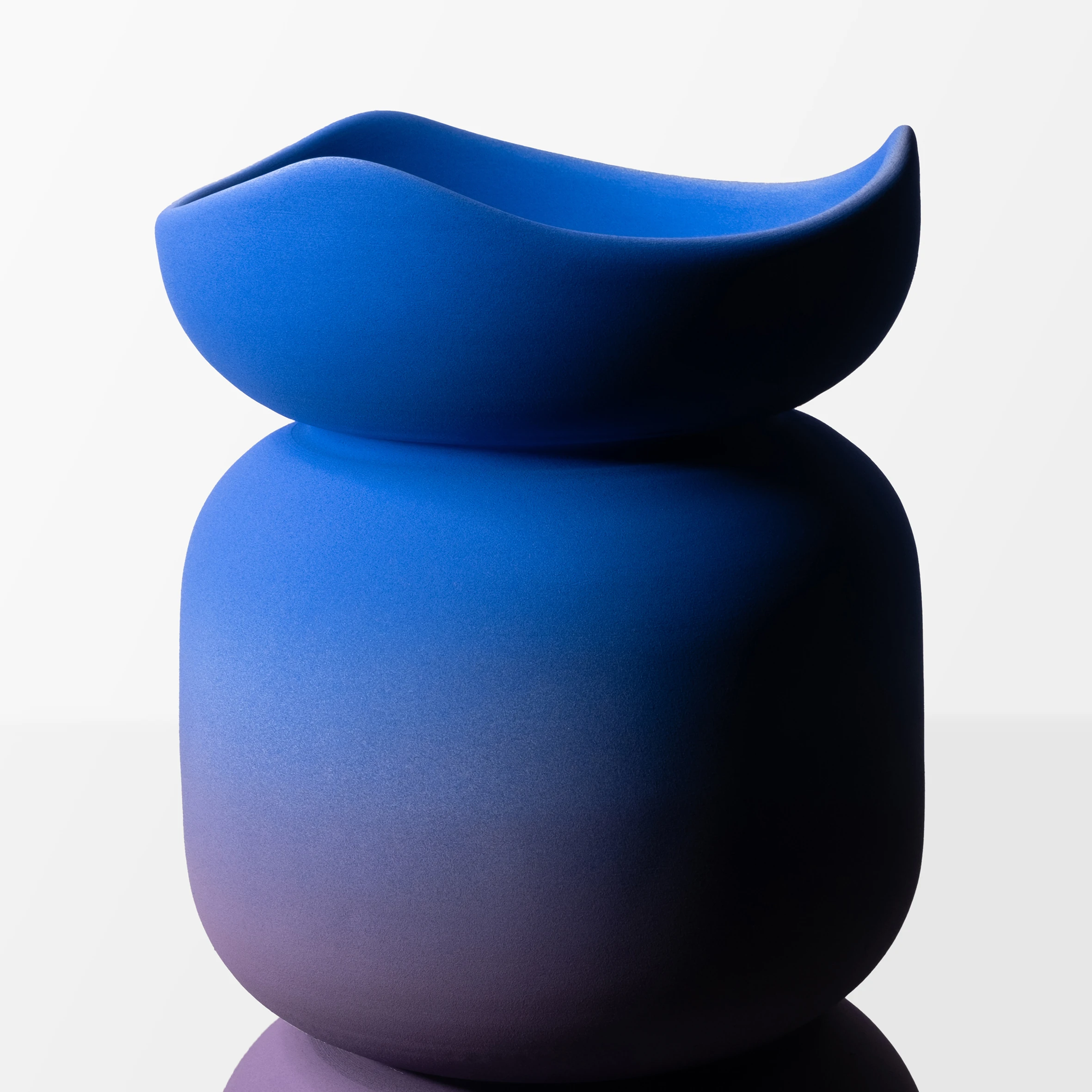 Twinwave Gradient Vase Blue & Violet