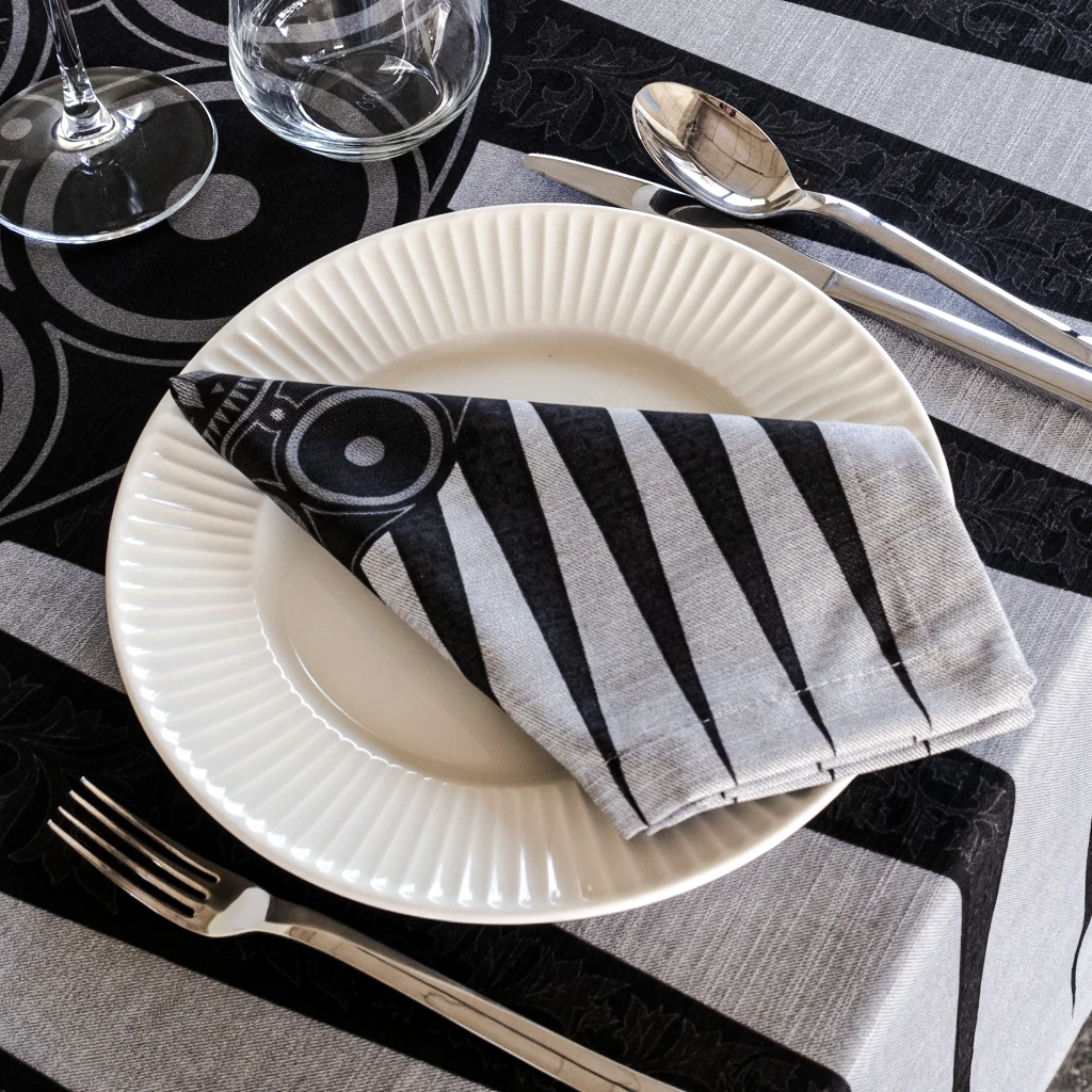 Backgammon Tablecloth