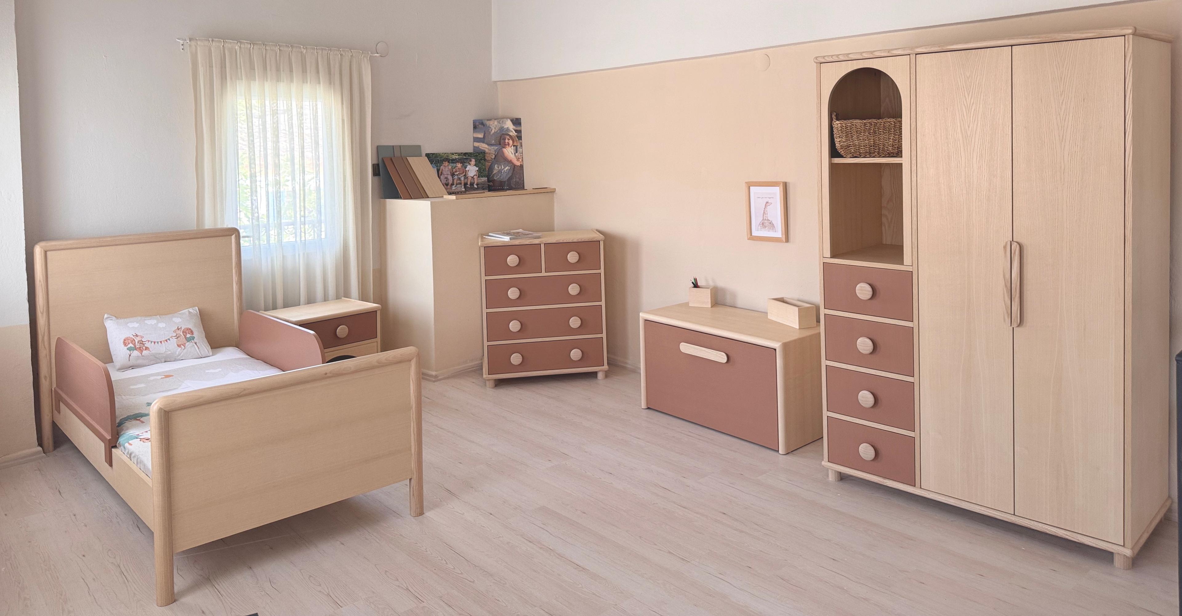Auntie Me Mocha Mousse 'Soft Angles' Korunaklı Yatak