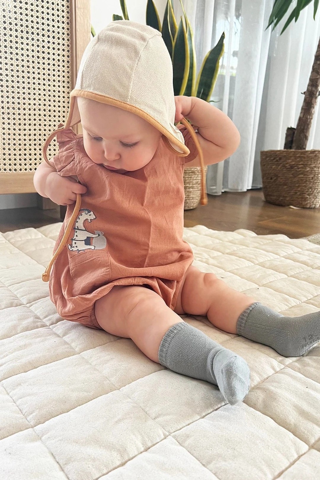 Auntie Me Organik Cork ’goat’ Woven Bubble Onesie