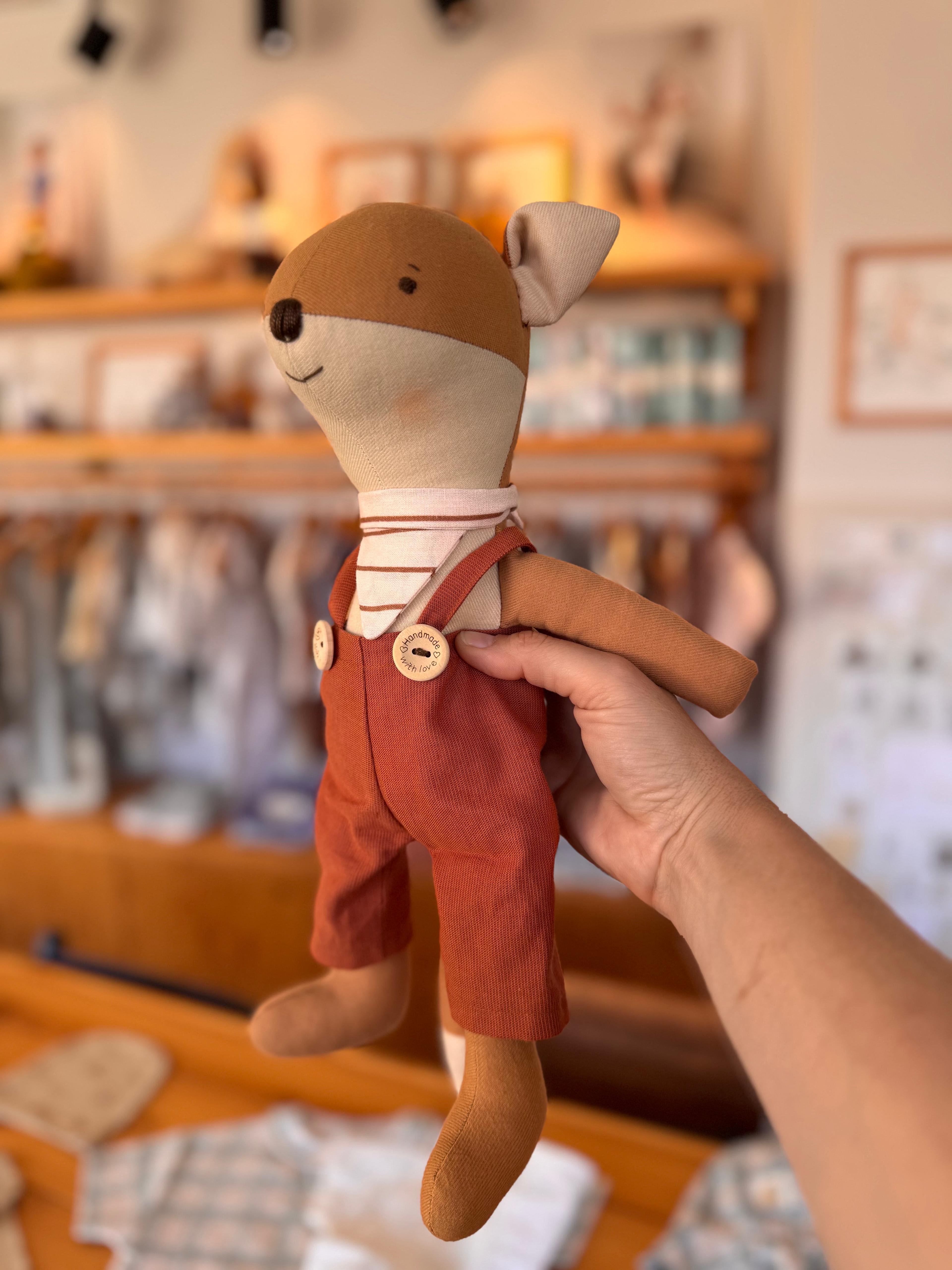 Auntie Me 'Fox Friend With Copper Salopette' Çıngıraklı Keten Oyuncak