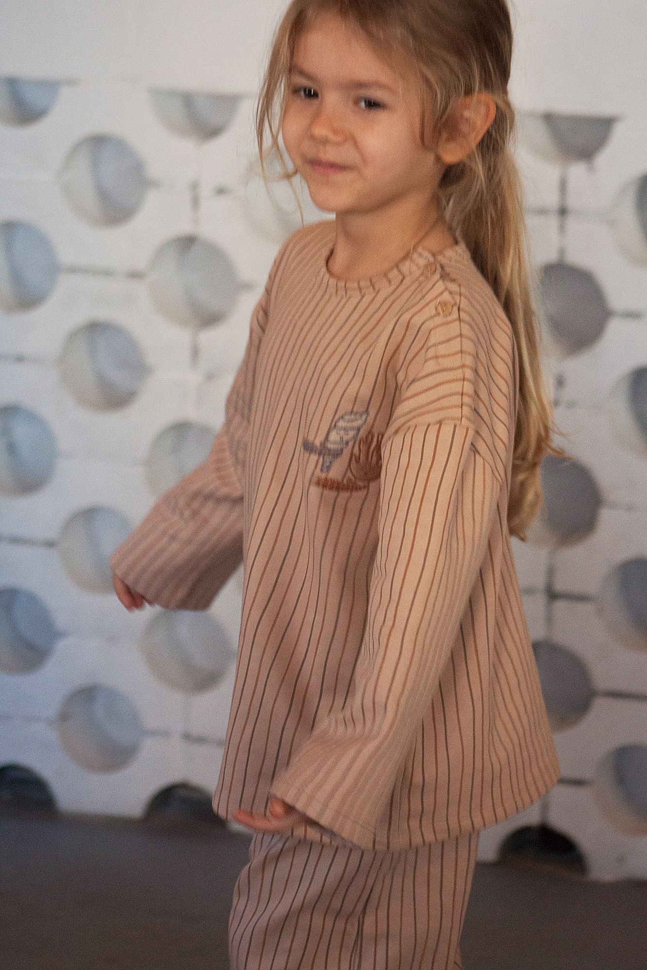 Auntie Me Organic 'Wavy Striped' Sweatshirt