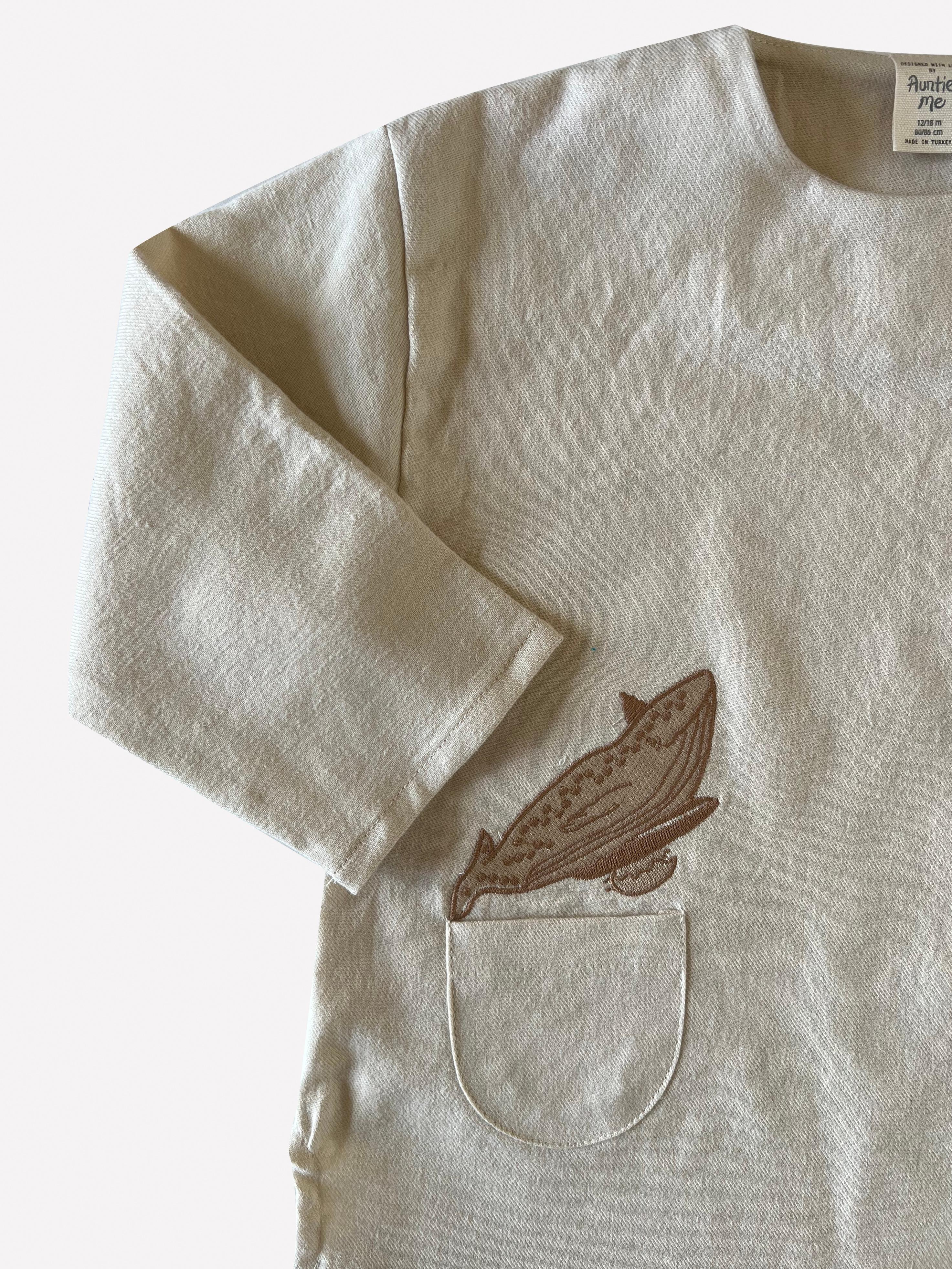 Auntie Me Organic Perfectly Pale 'Whale Surfing' Woven Shirt