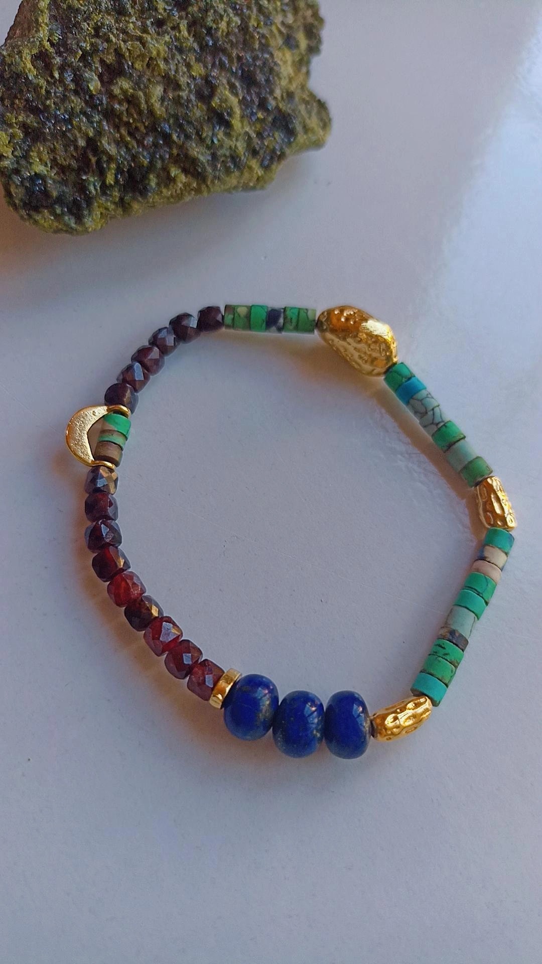 Kraliyet Gücü ve Kutsal Koruma Doğal Taş Bileklik