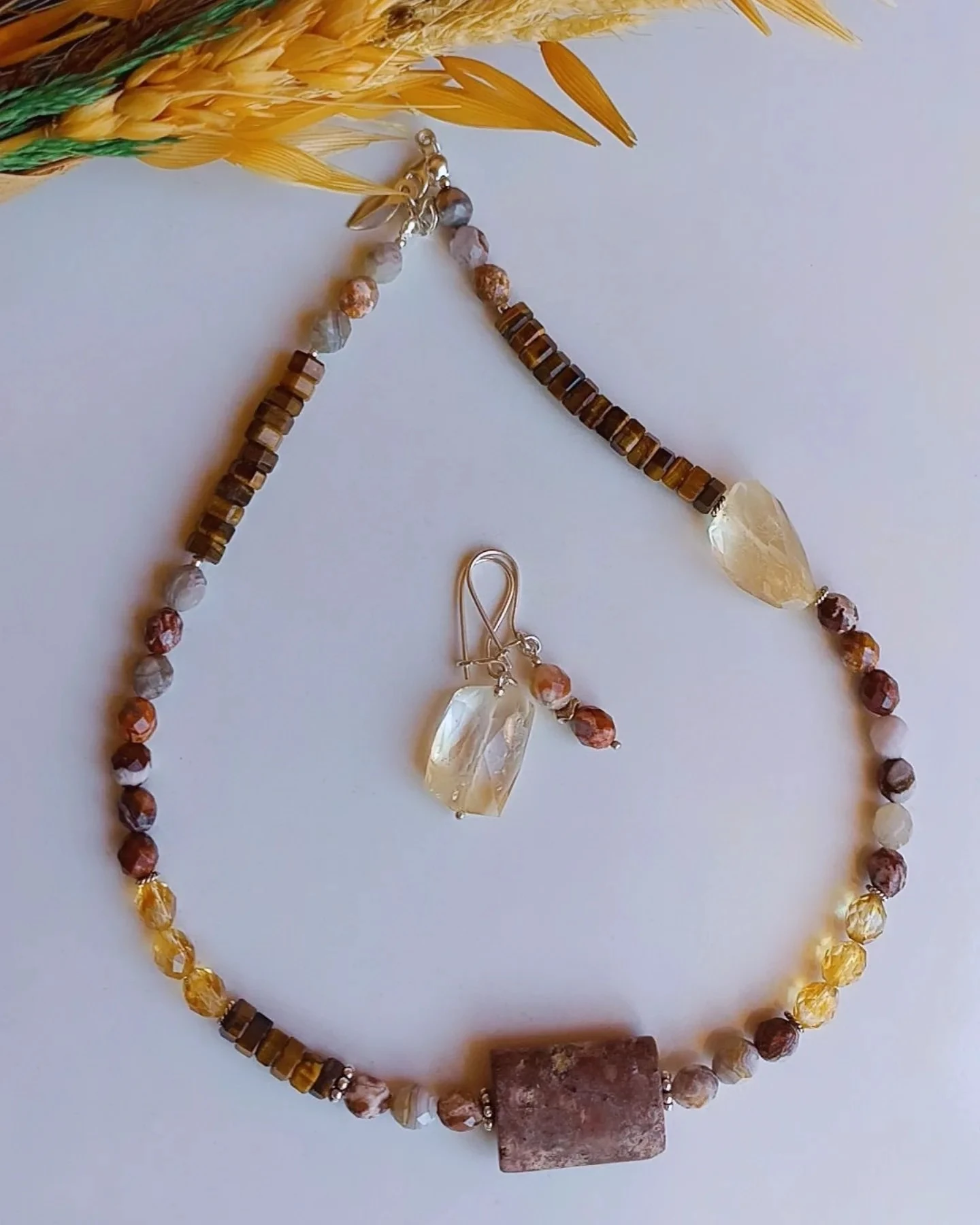 Genel sağlık & Bolluk & Bereket Doğal Taş Kolye