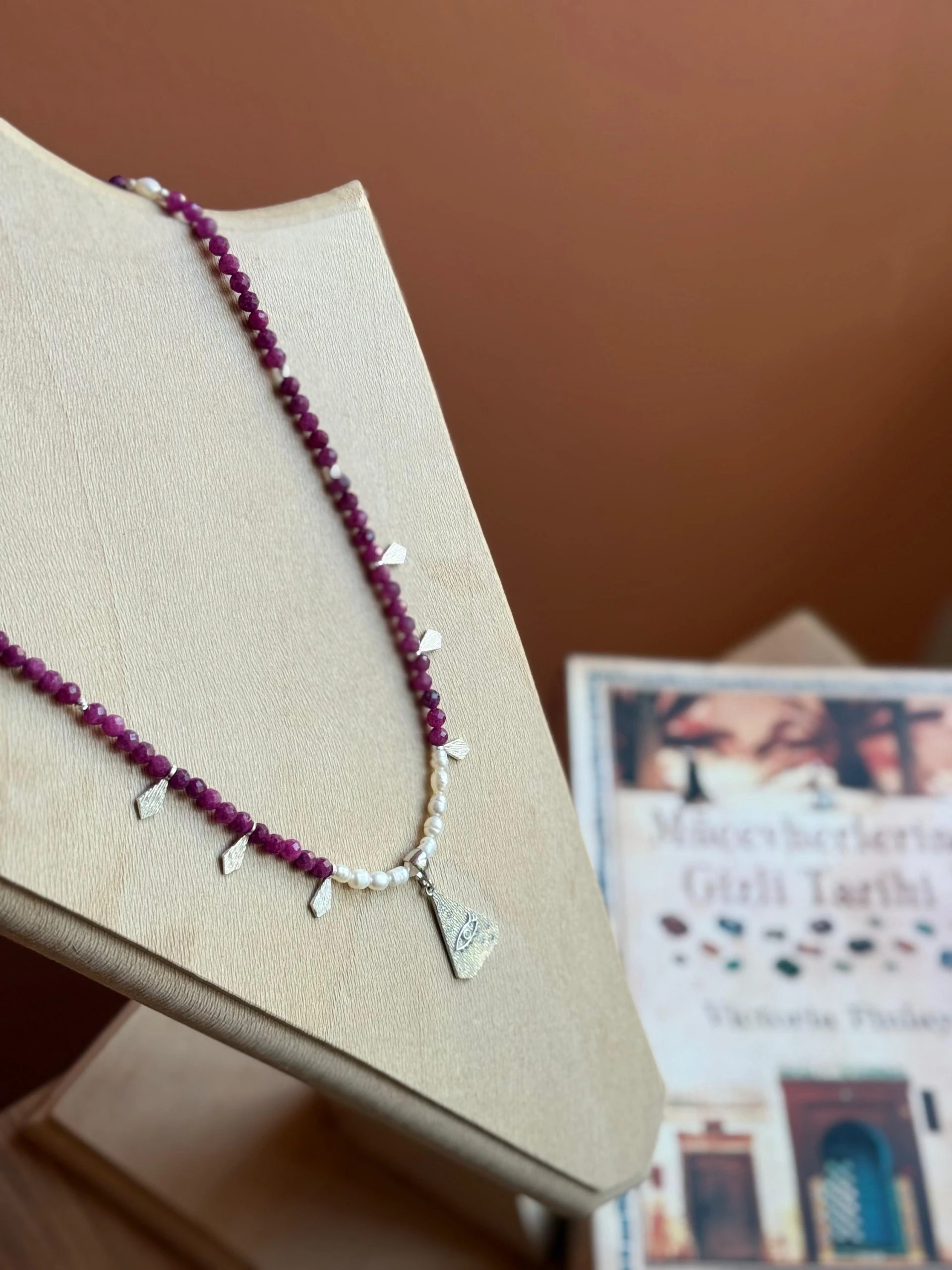 Yakut 💎 İnci Doğal Taş Kolye