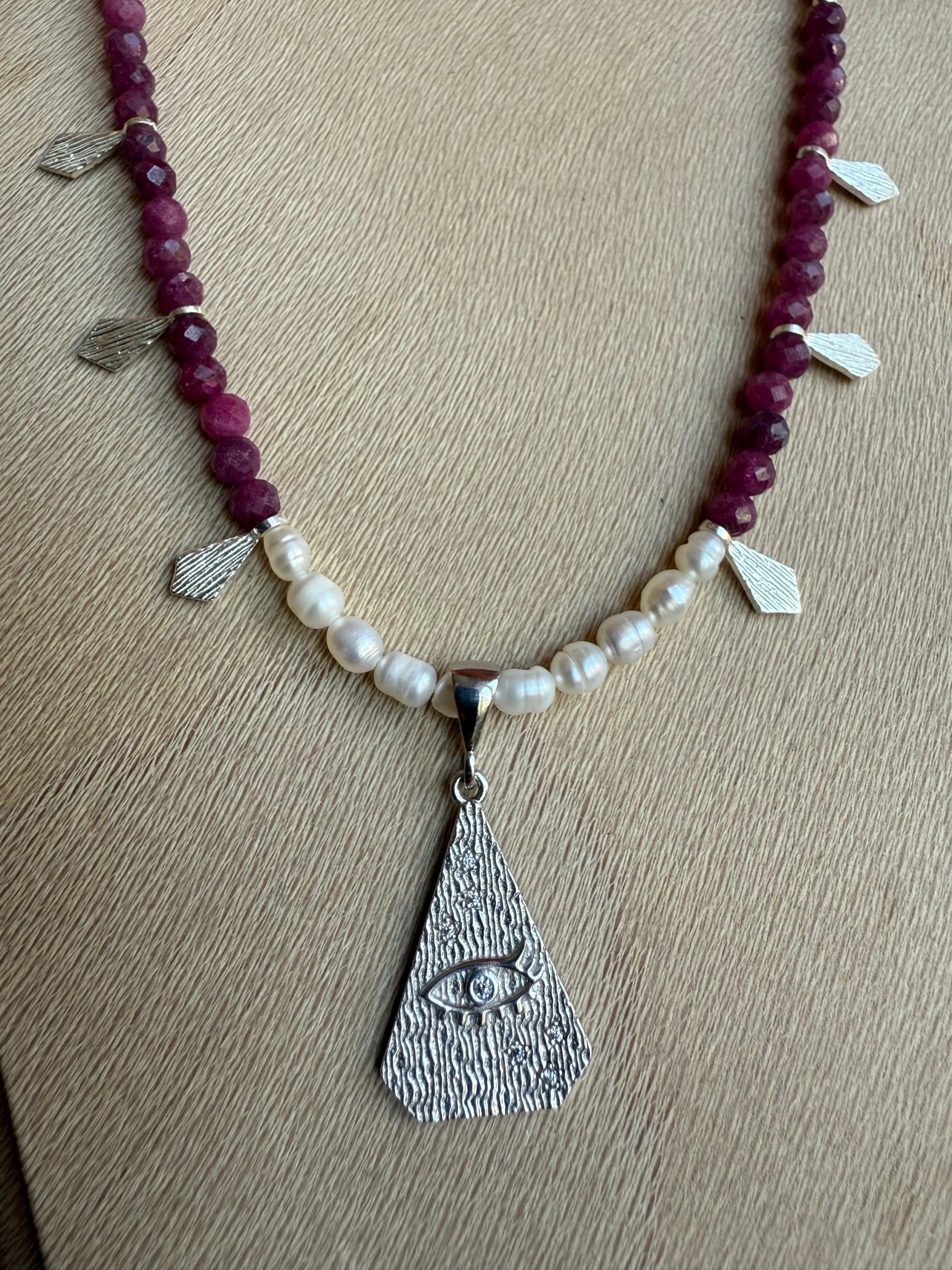 Yakut 💎 İnci Doğal Taş Kolye