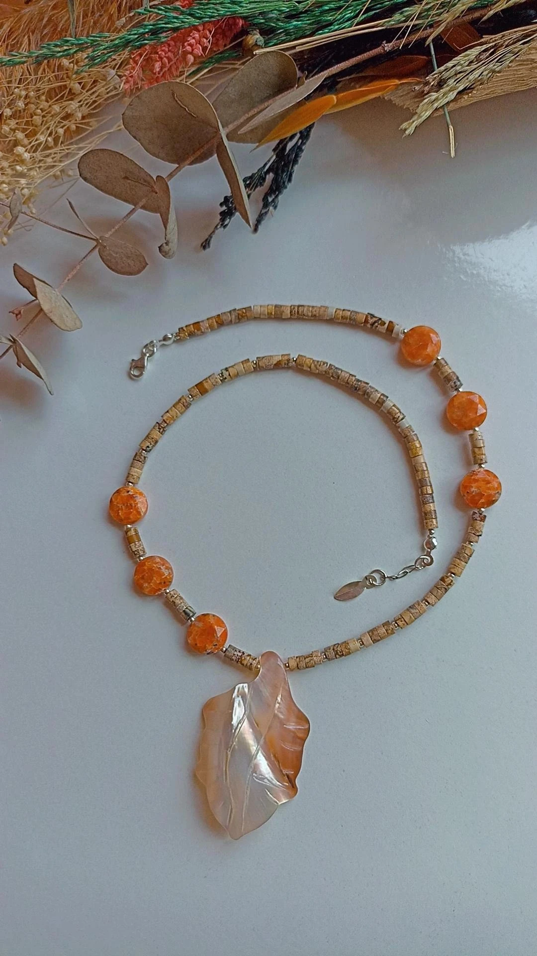 Picture Jasper & Kalsit & Sedef Doğal Taş Kolye