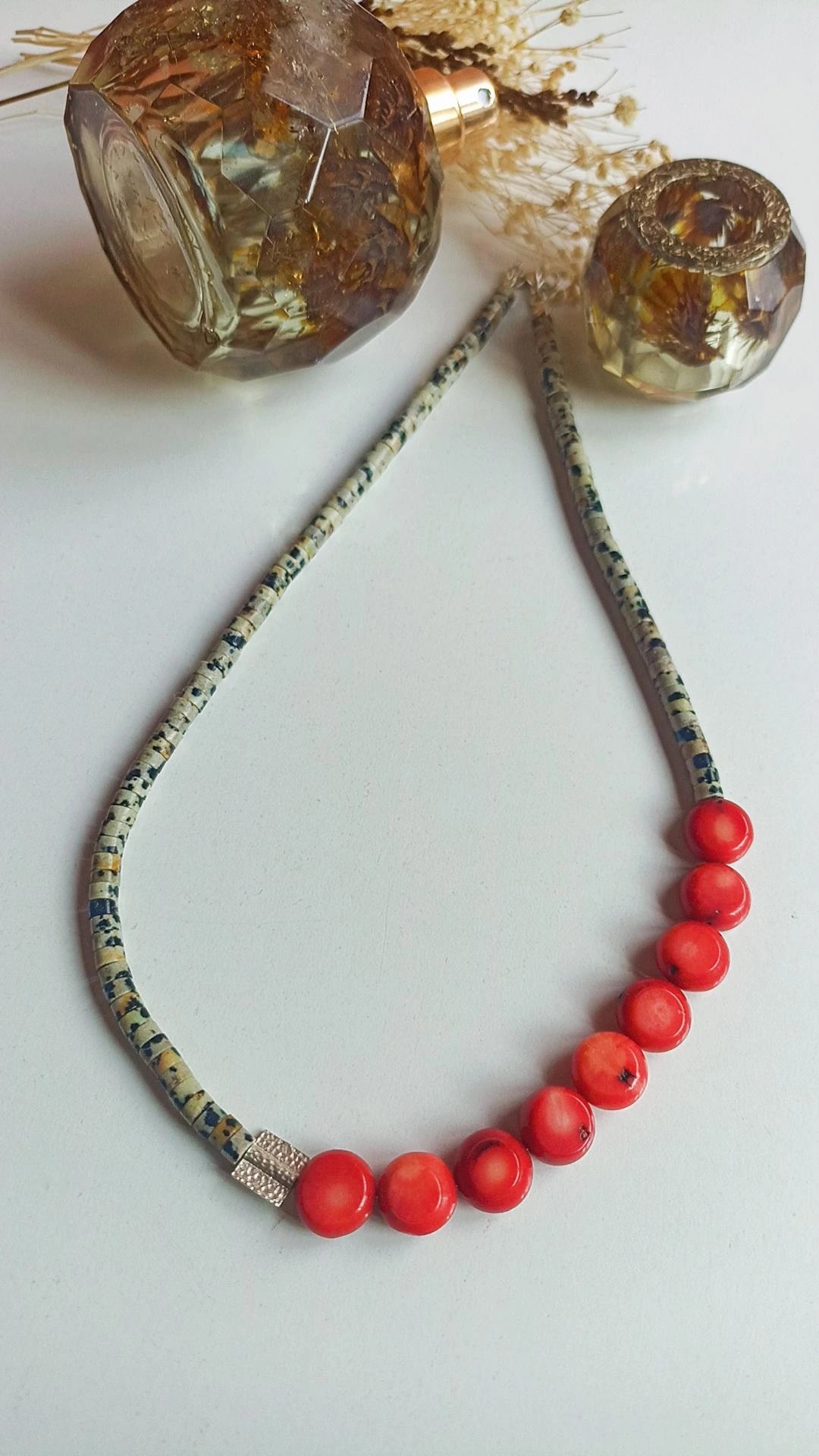 Mercan & Dalmaçya Jasper Doğal Taş Kolye