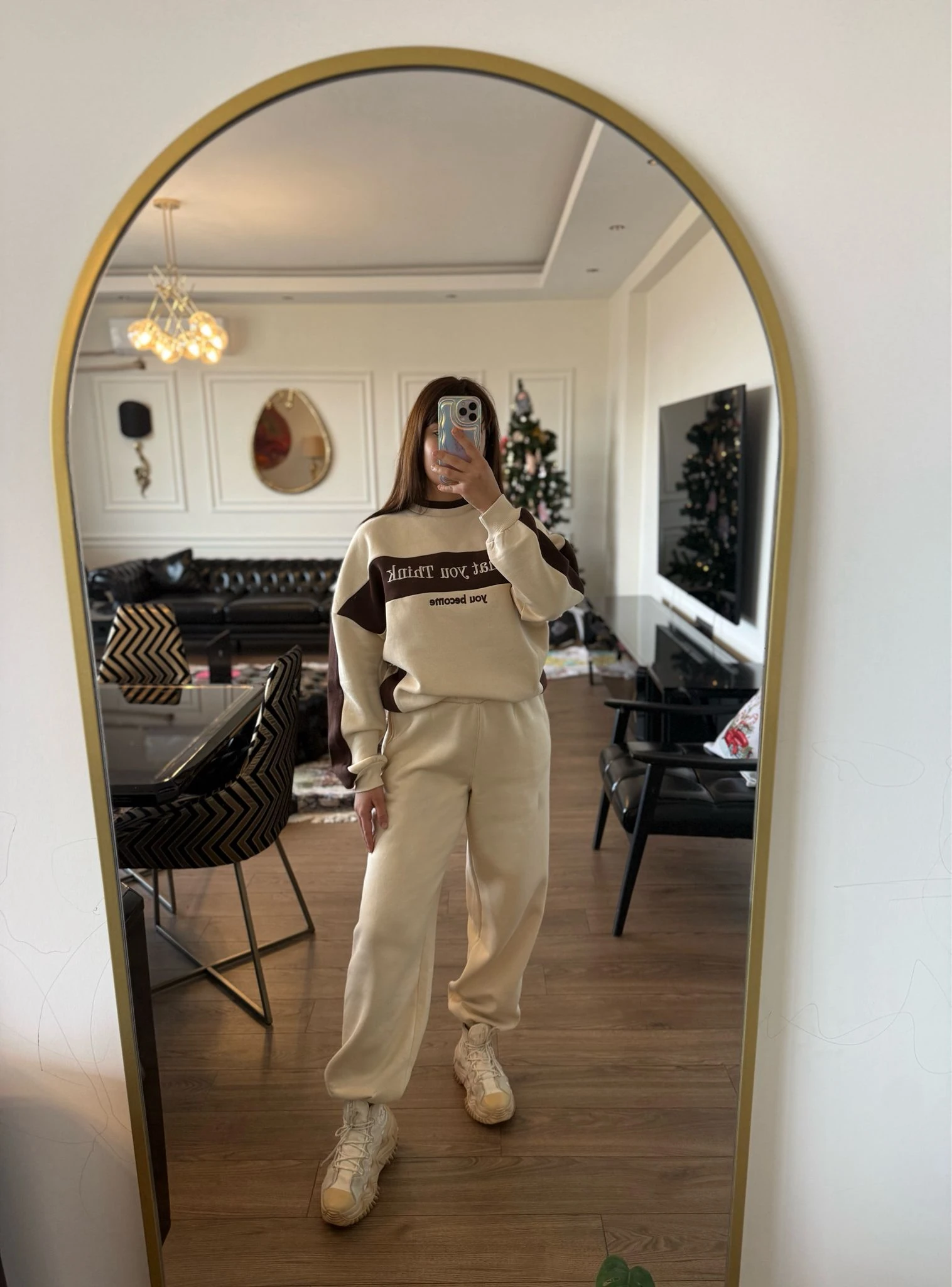 Krem Yazılı Eşofman